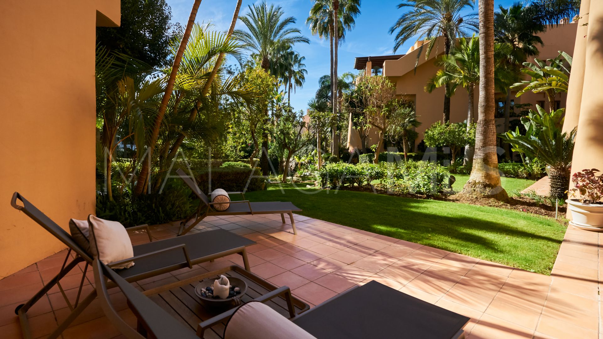 Appartement rez de chaussée for sale in Mansion Club