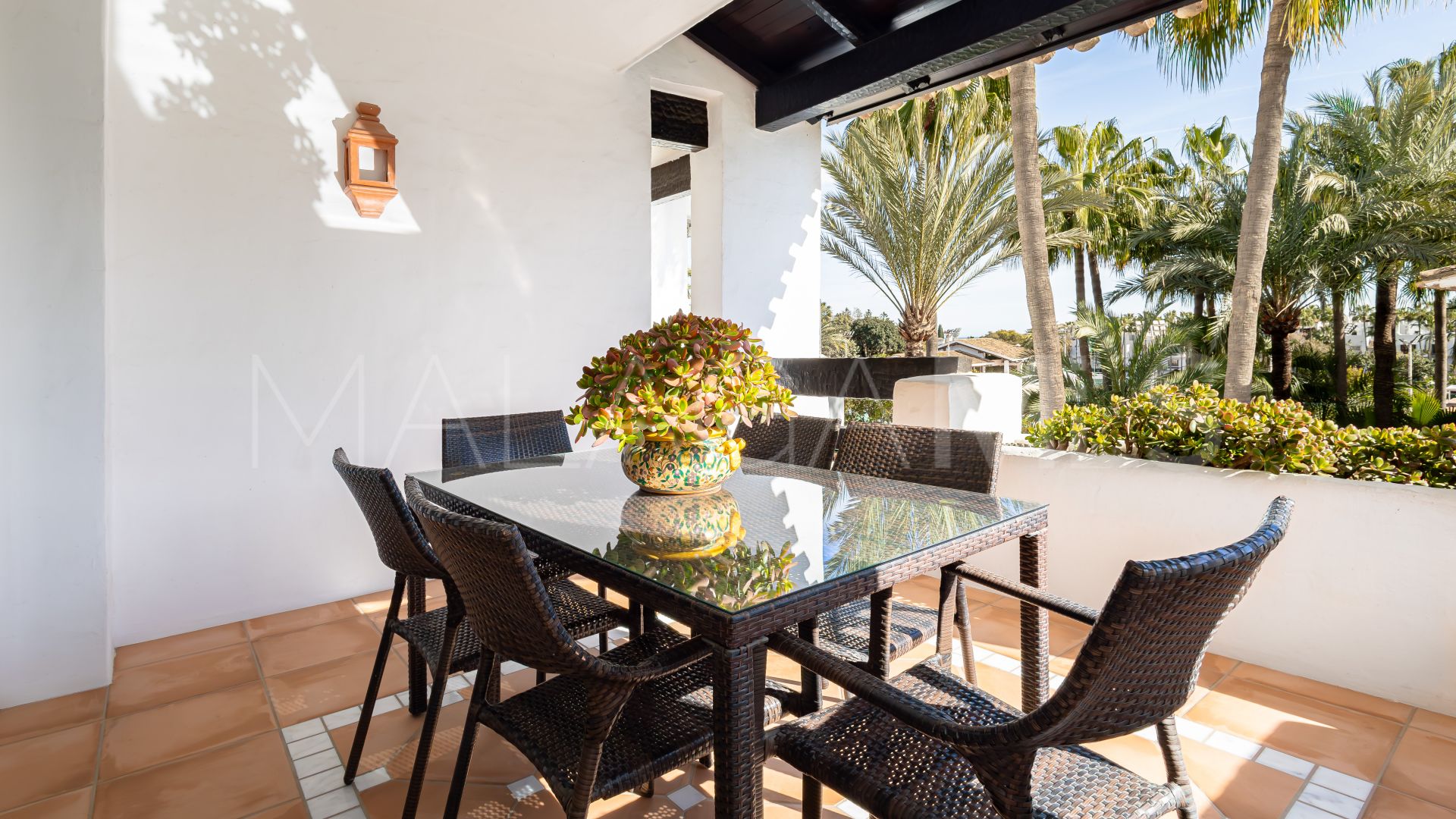 Marina Puente Romano, atico duplex a la venta with 4 bedrooms