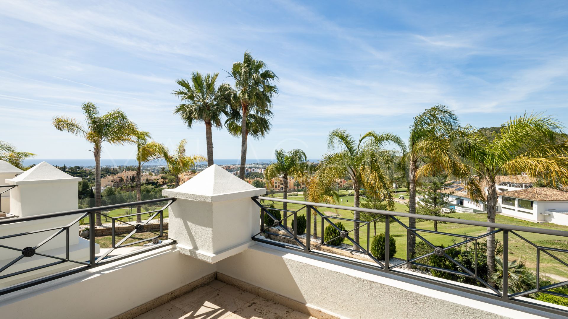 Villa for sale in Los Arqueros
