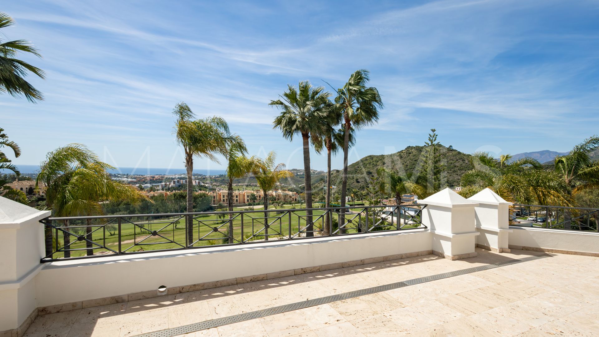 Villa for sale in Los Arqueros