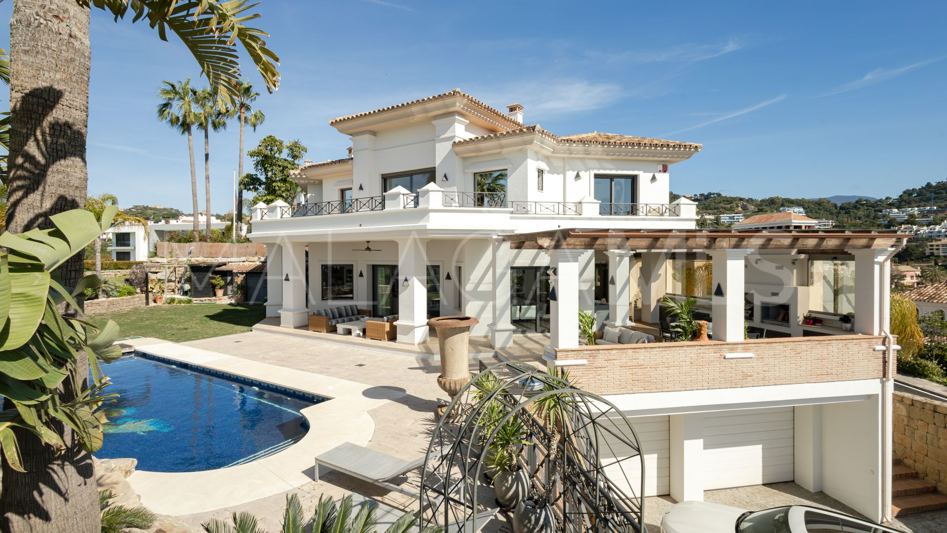 Villa for sale in Los Arqueros