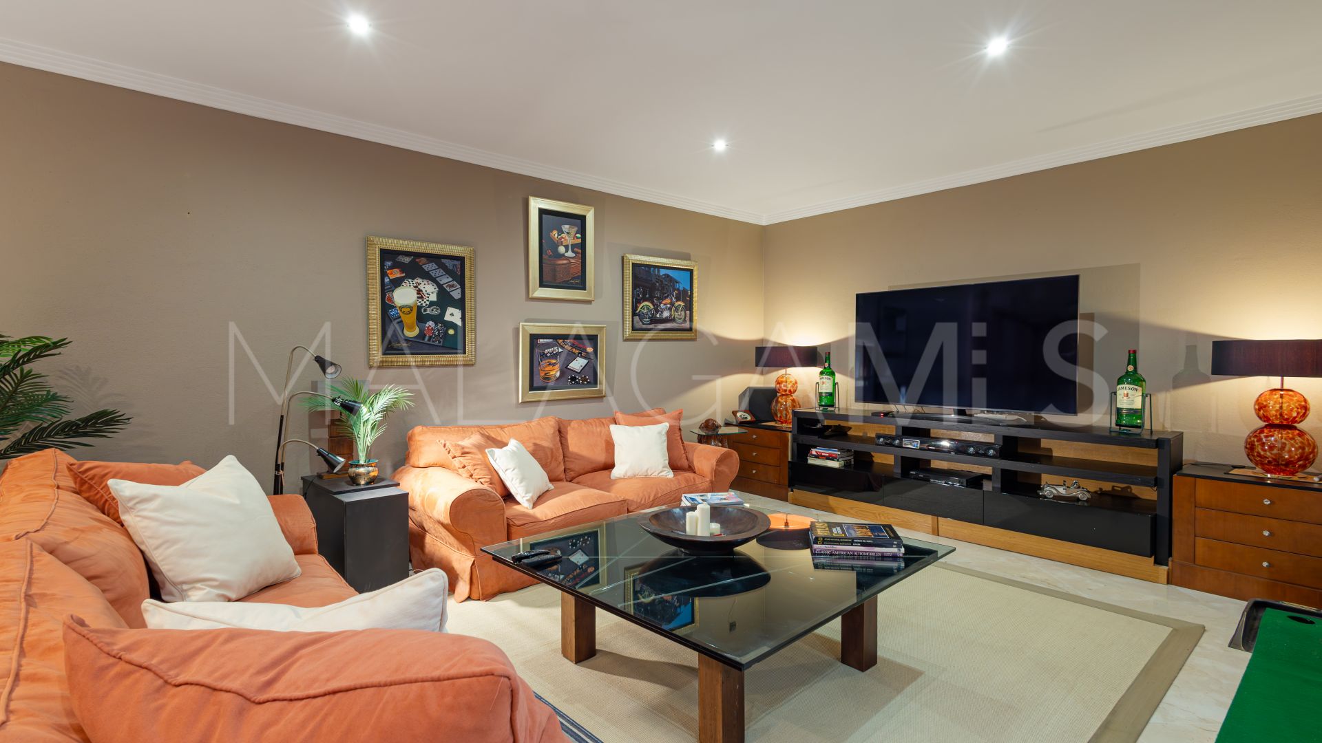 Villa for sale in Los Arqueros