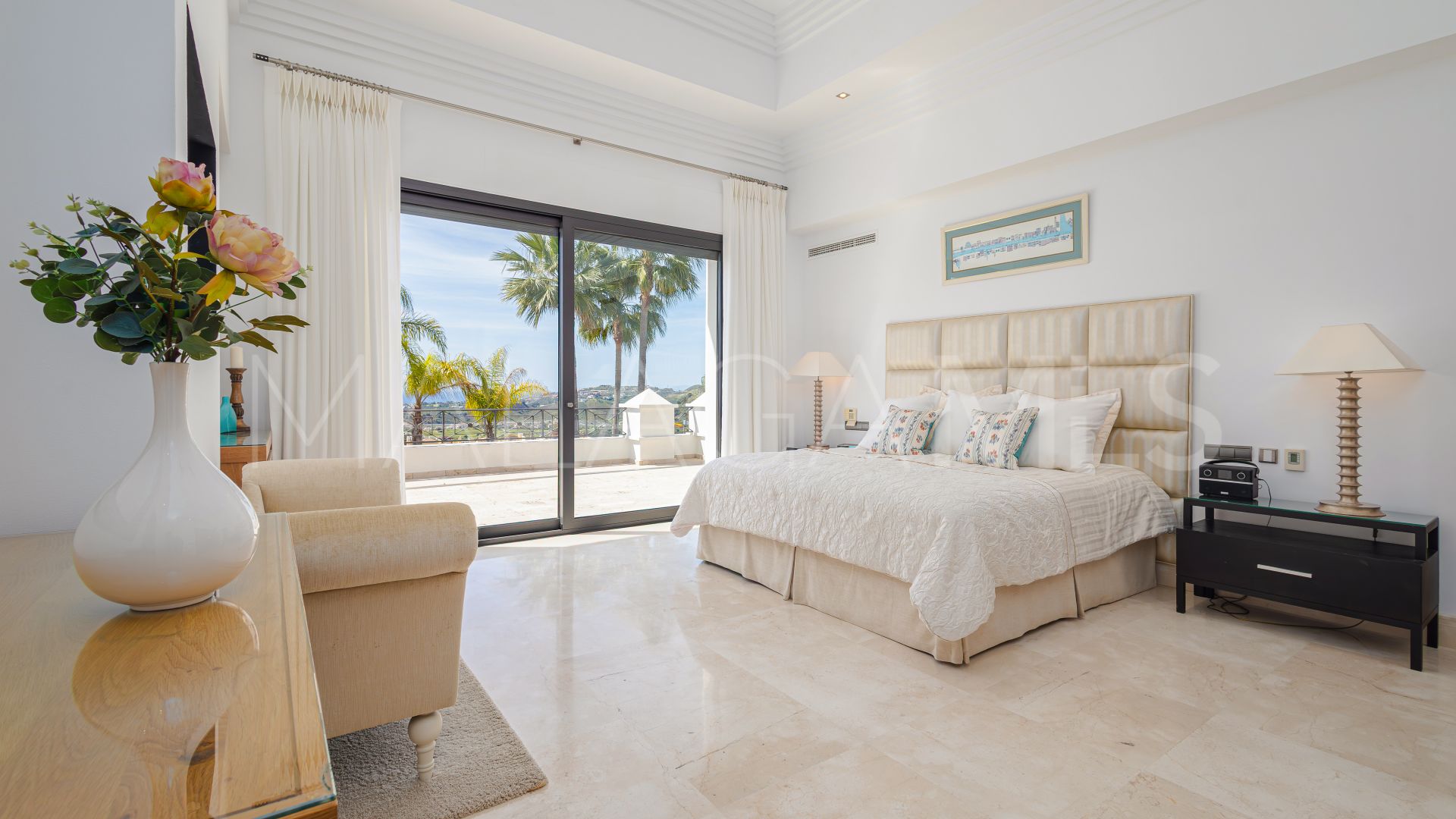 Villa for sale in Los Arqueros