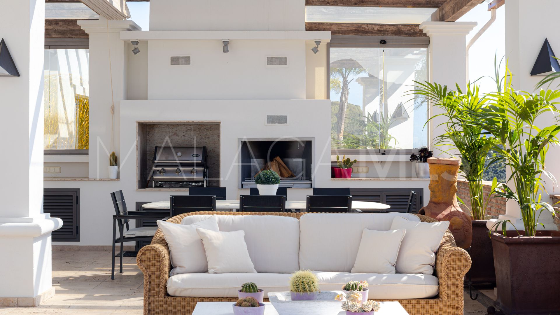 Villa for sale in Los Arqueros