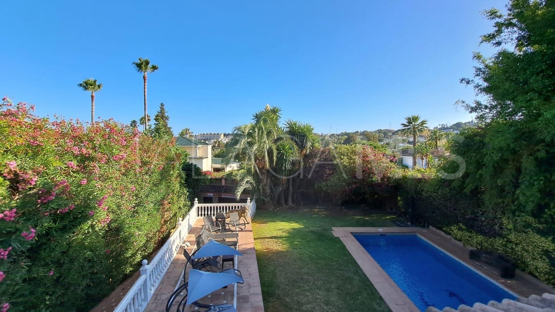Villa for sale in Parcelas del Golf with 5 bedrooms