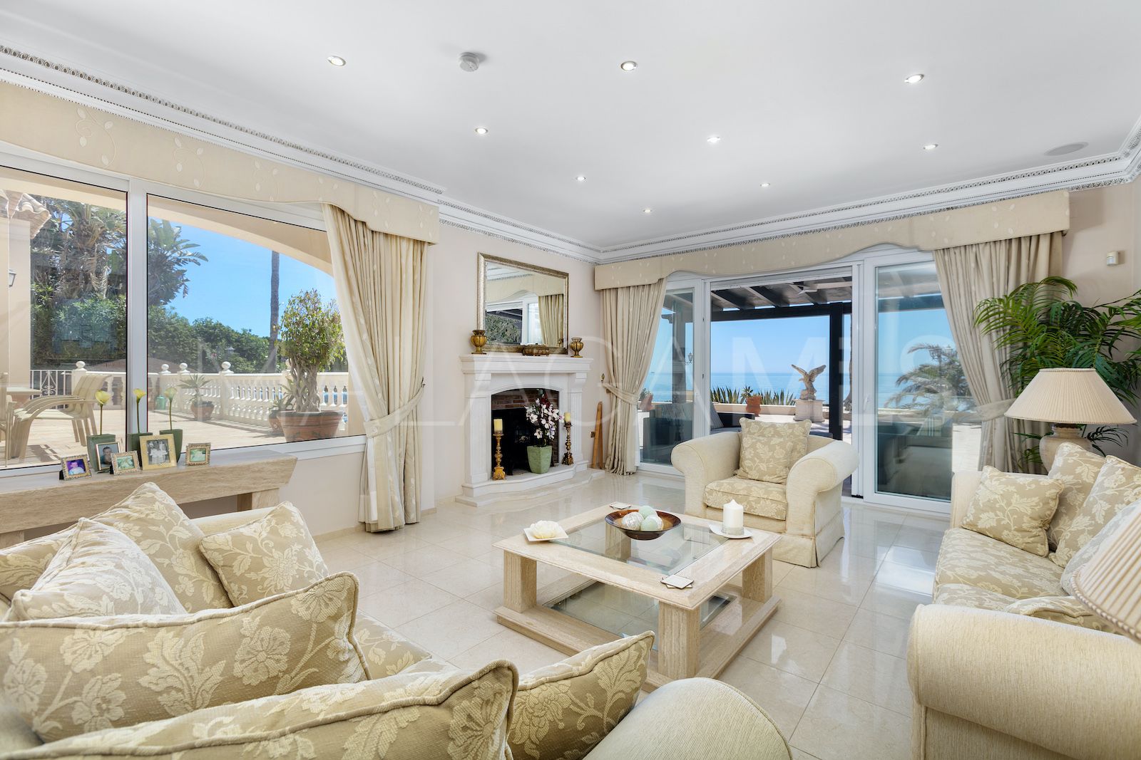 Marbesa 5 bedrooms house for sale