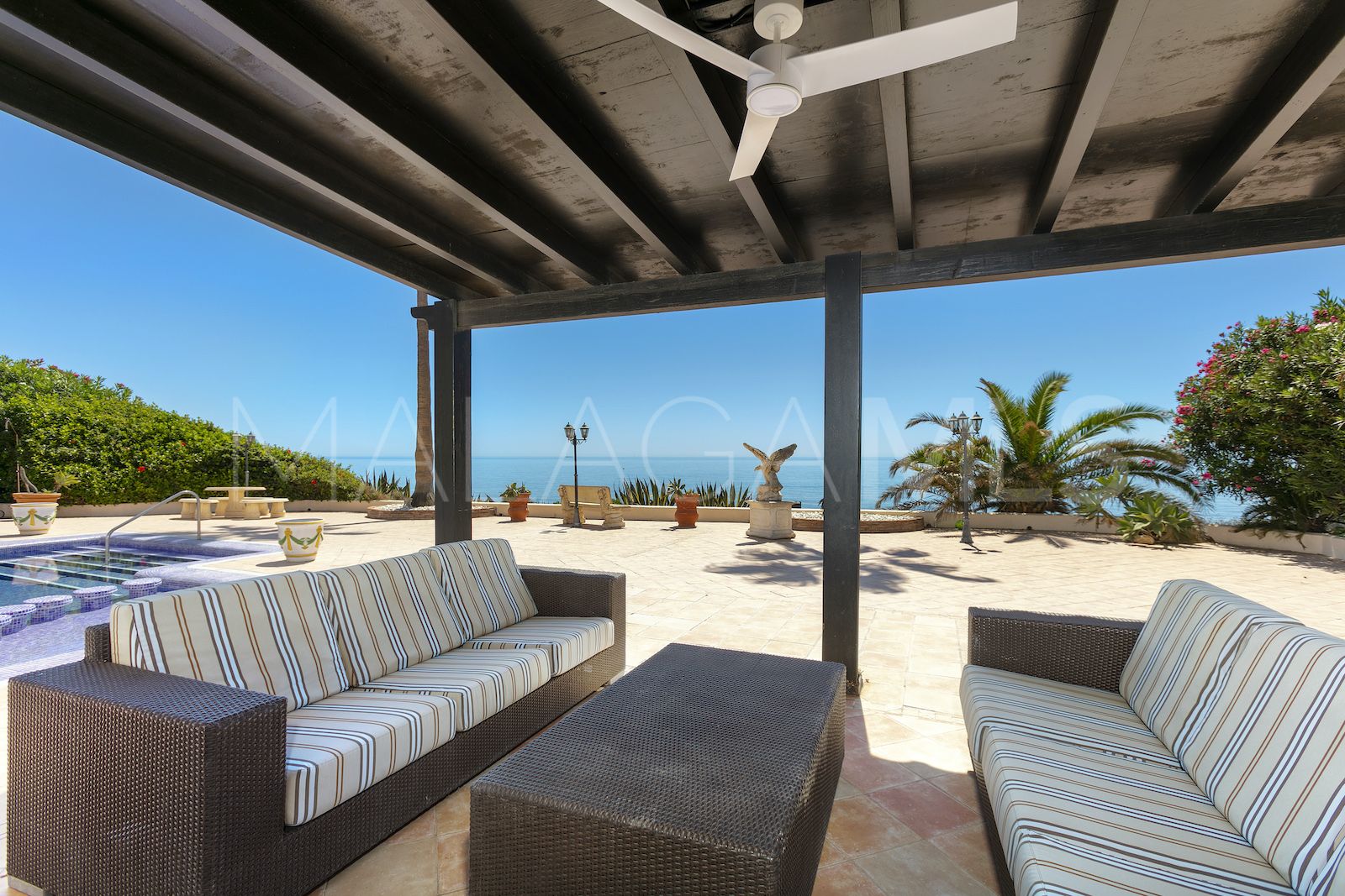 Marbesa 5 bedrooms house for sale