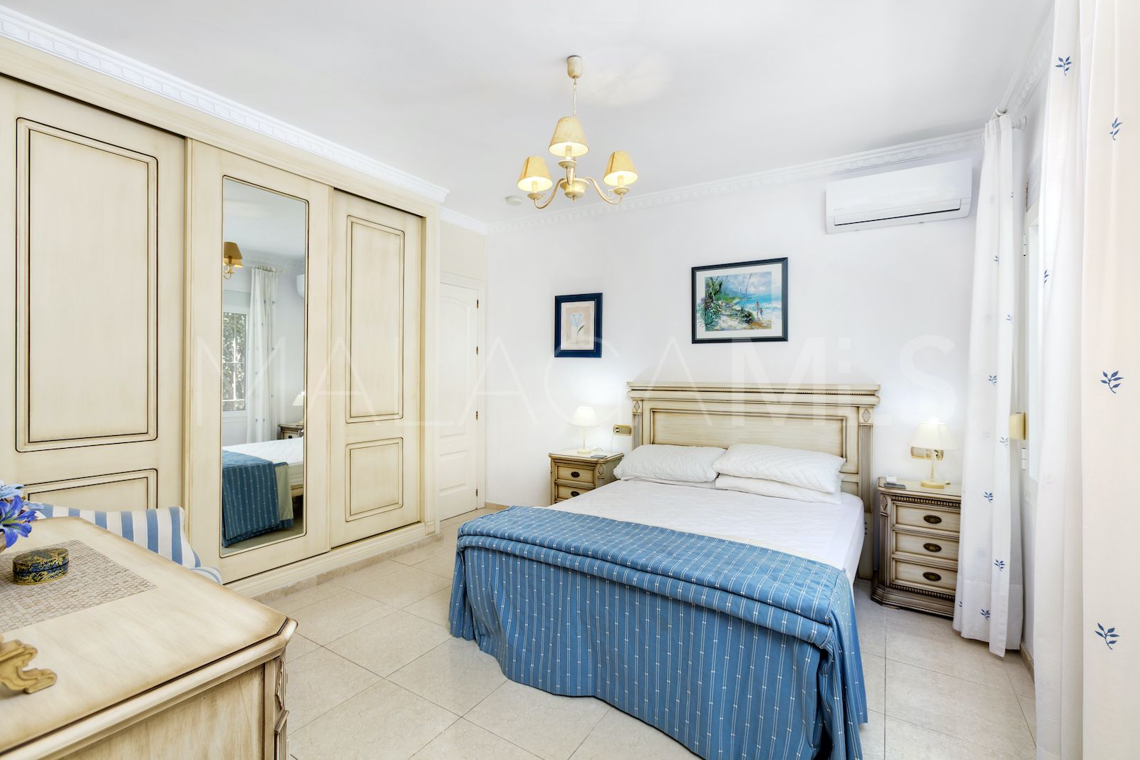 Marbesa 5 bedrooms house for sale