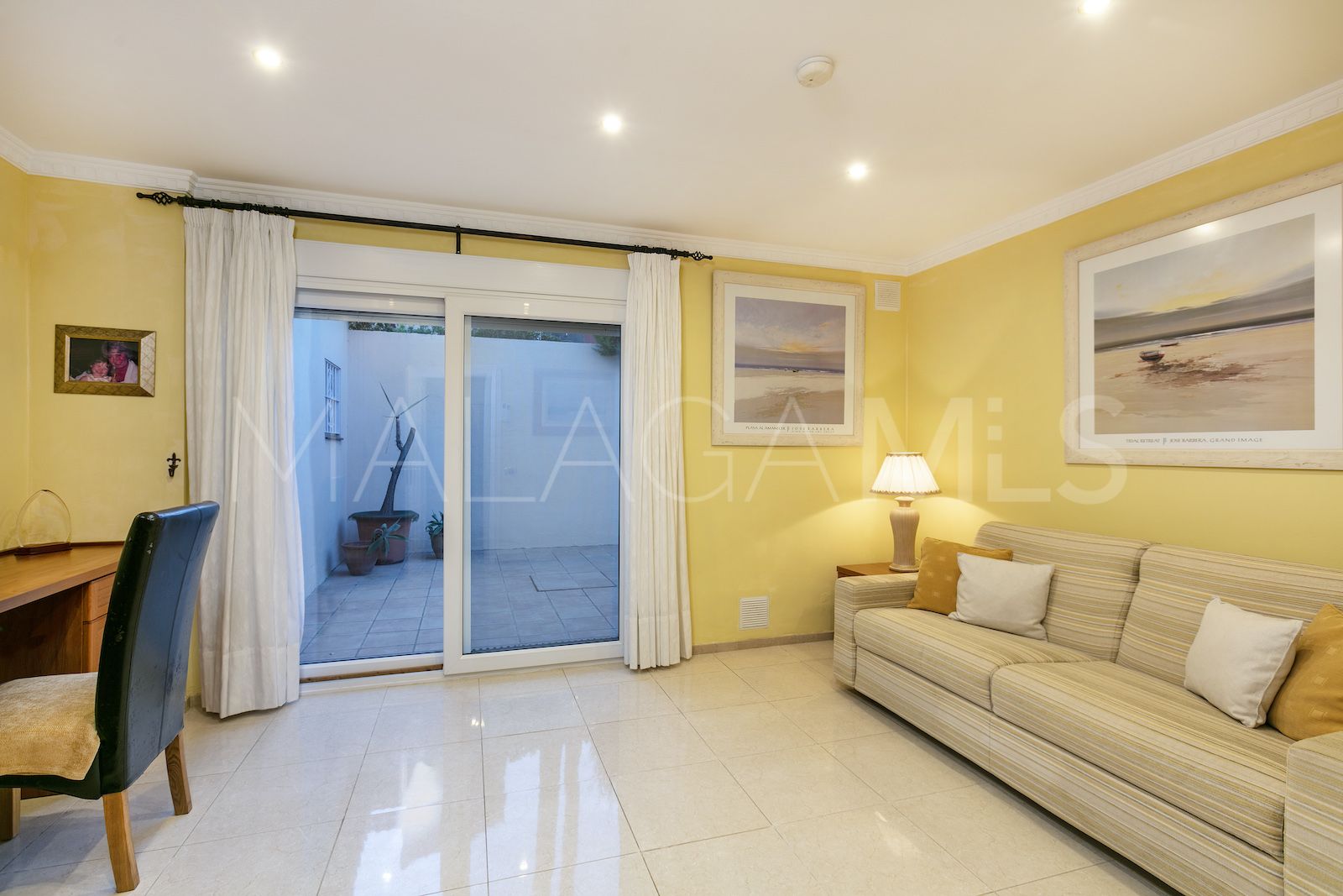 Marbesa 5 bedrooms house for sale