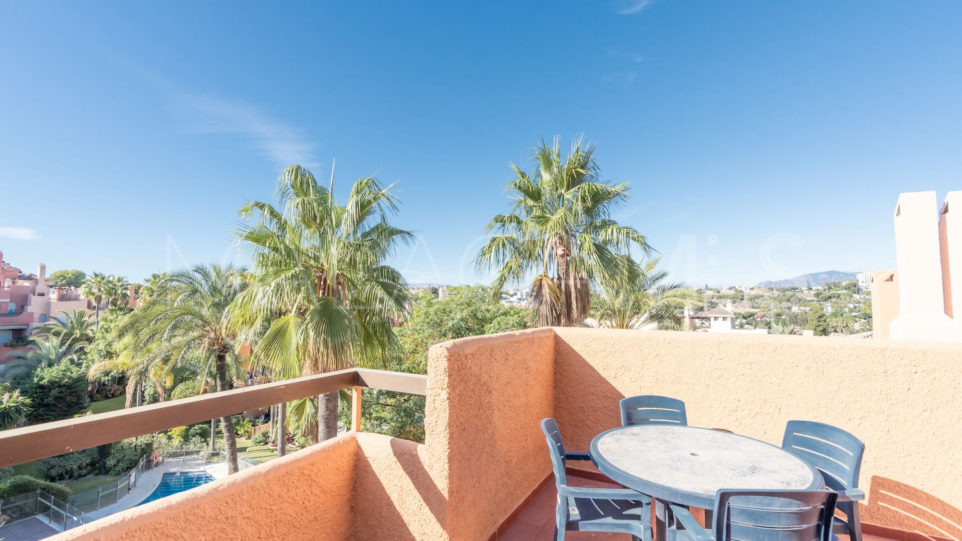 Adosado a la venta with 3 bedrooms in El Palmeral