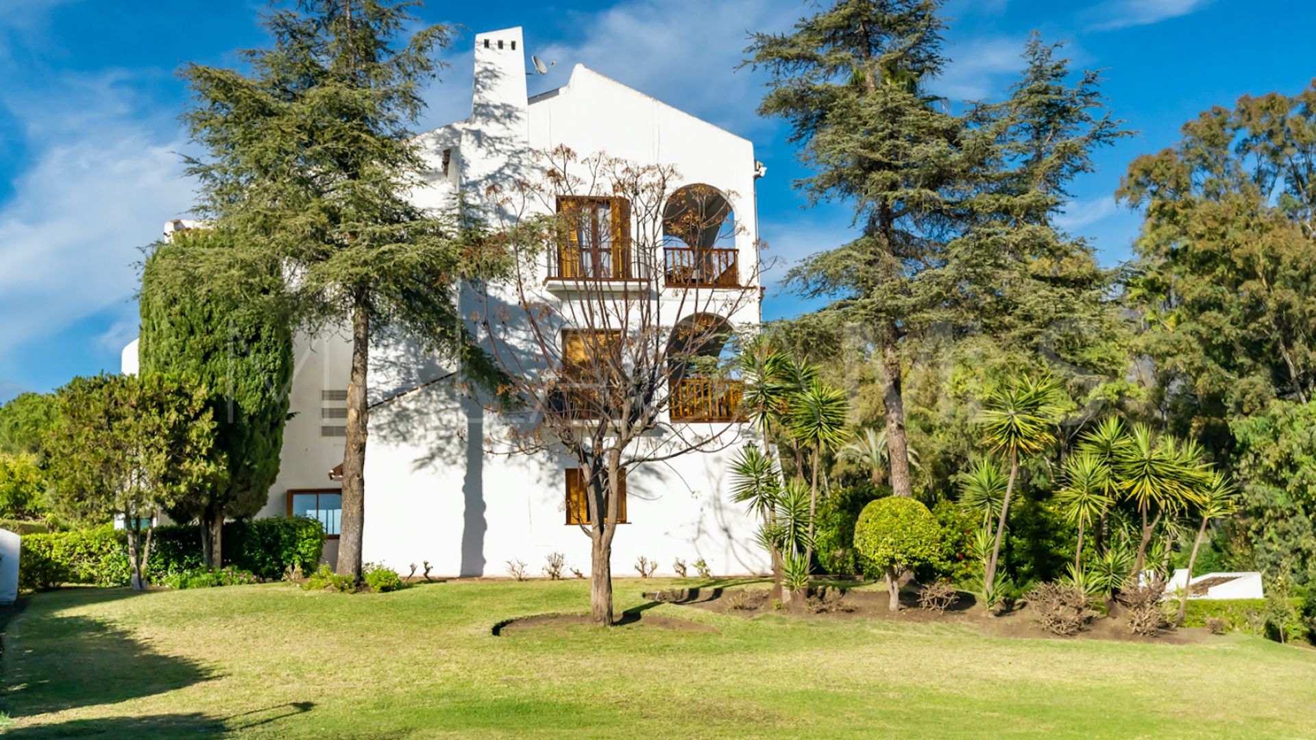 Erdgeschosswohnung for sale in Le Village