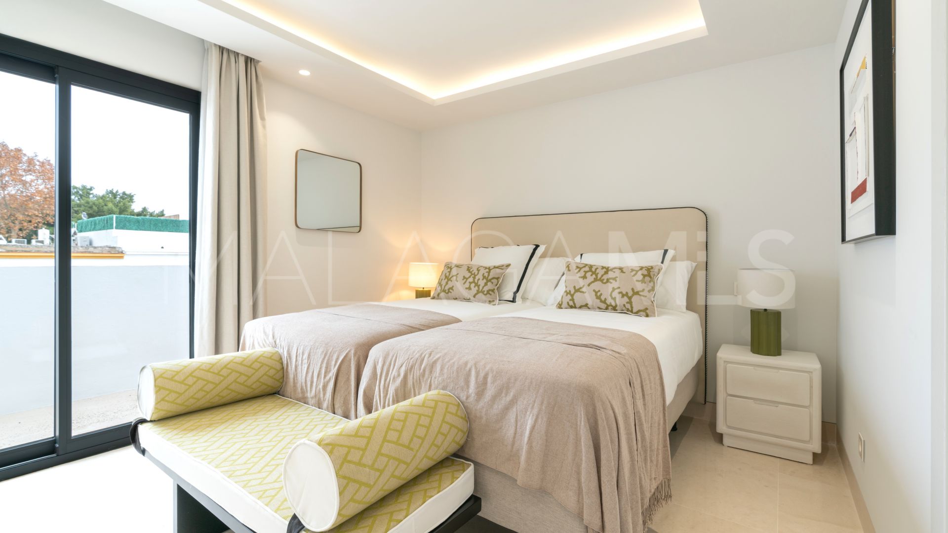 Marbellamar 5 bedrooms semi detached house for sale