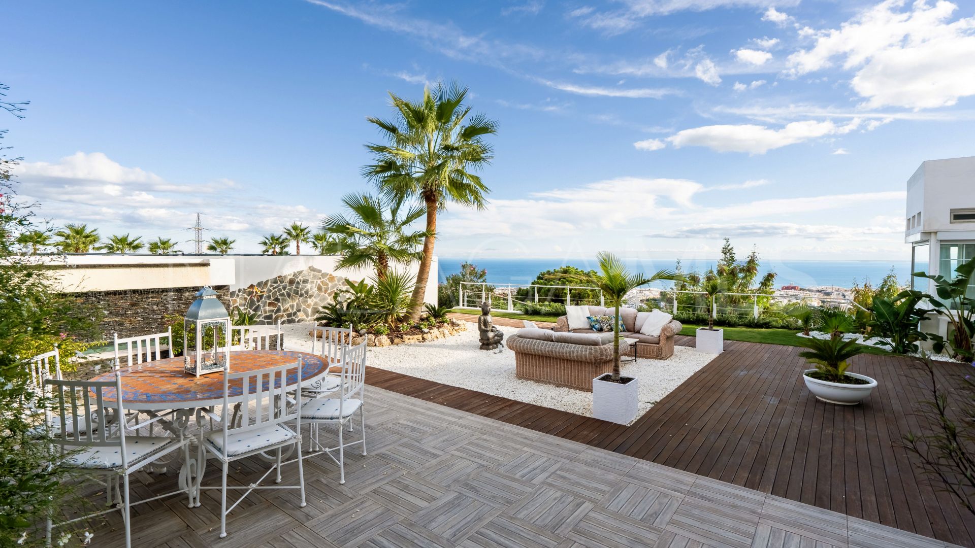 Altos de Estepona, mansion for sale de 7 bedrooms