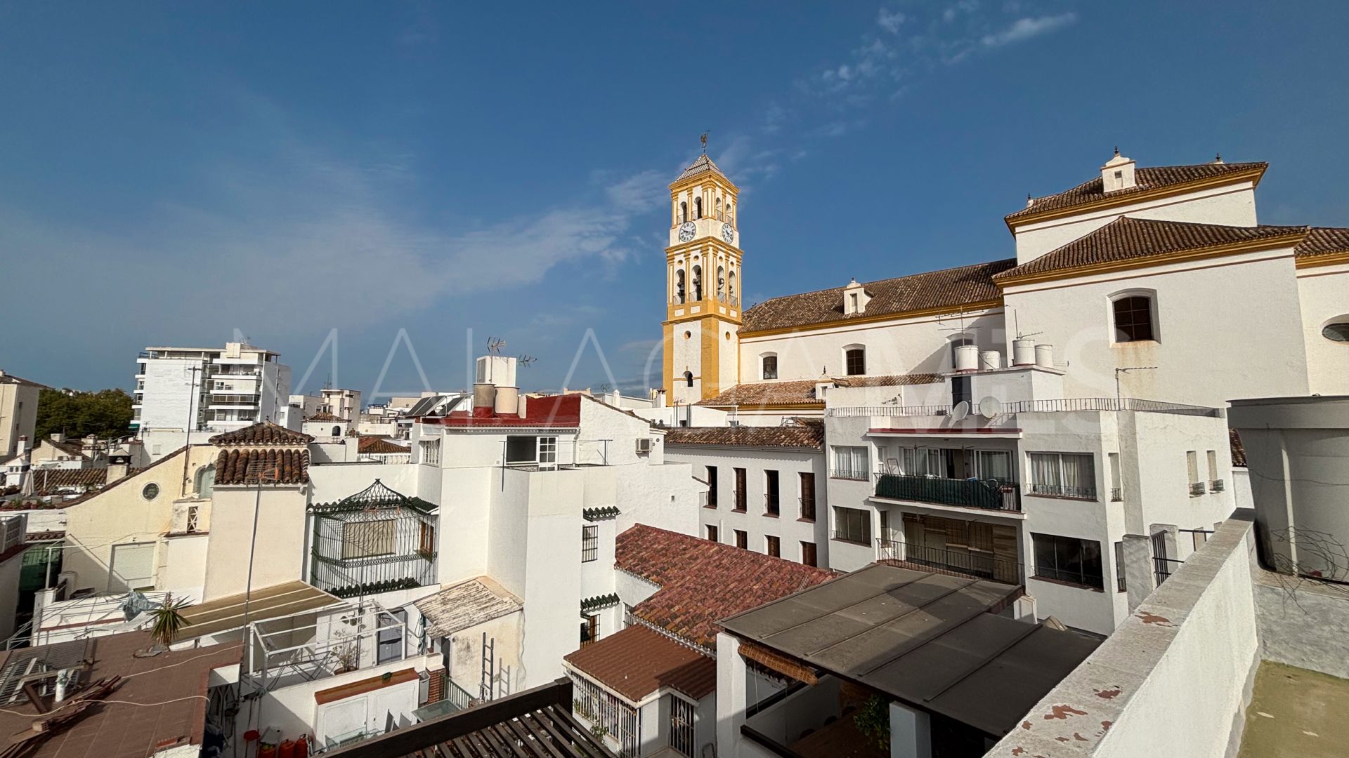 Marbella building for sale