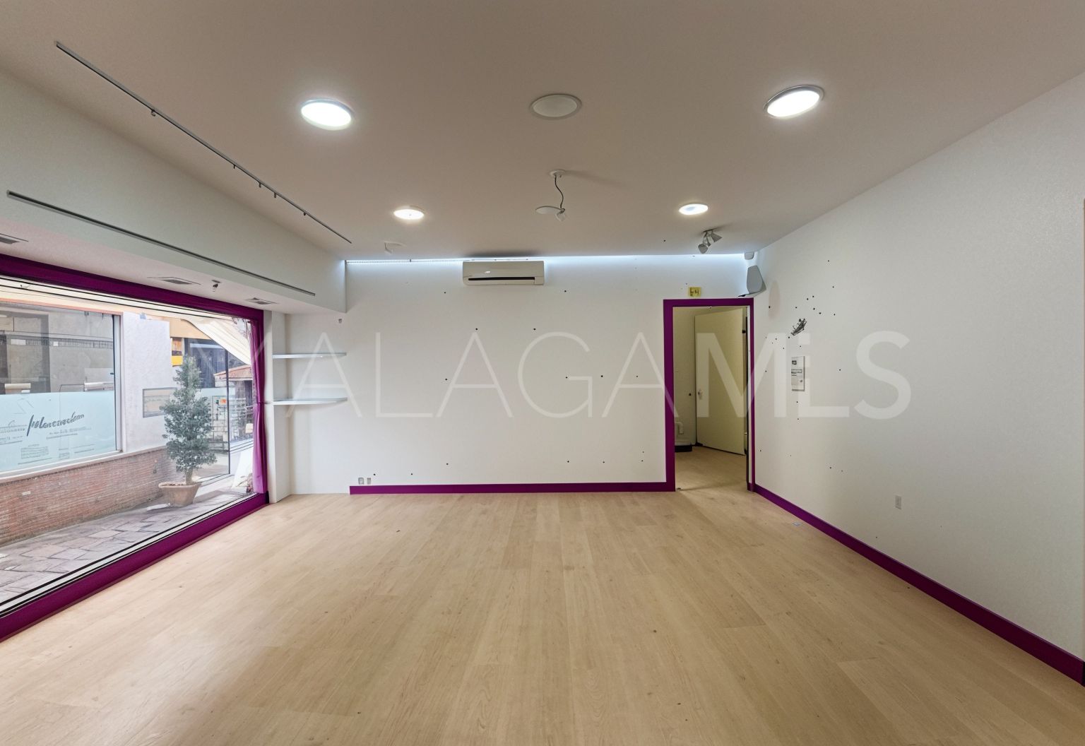 Marbella building for sale