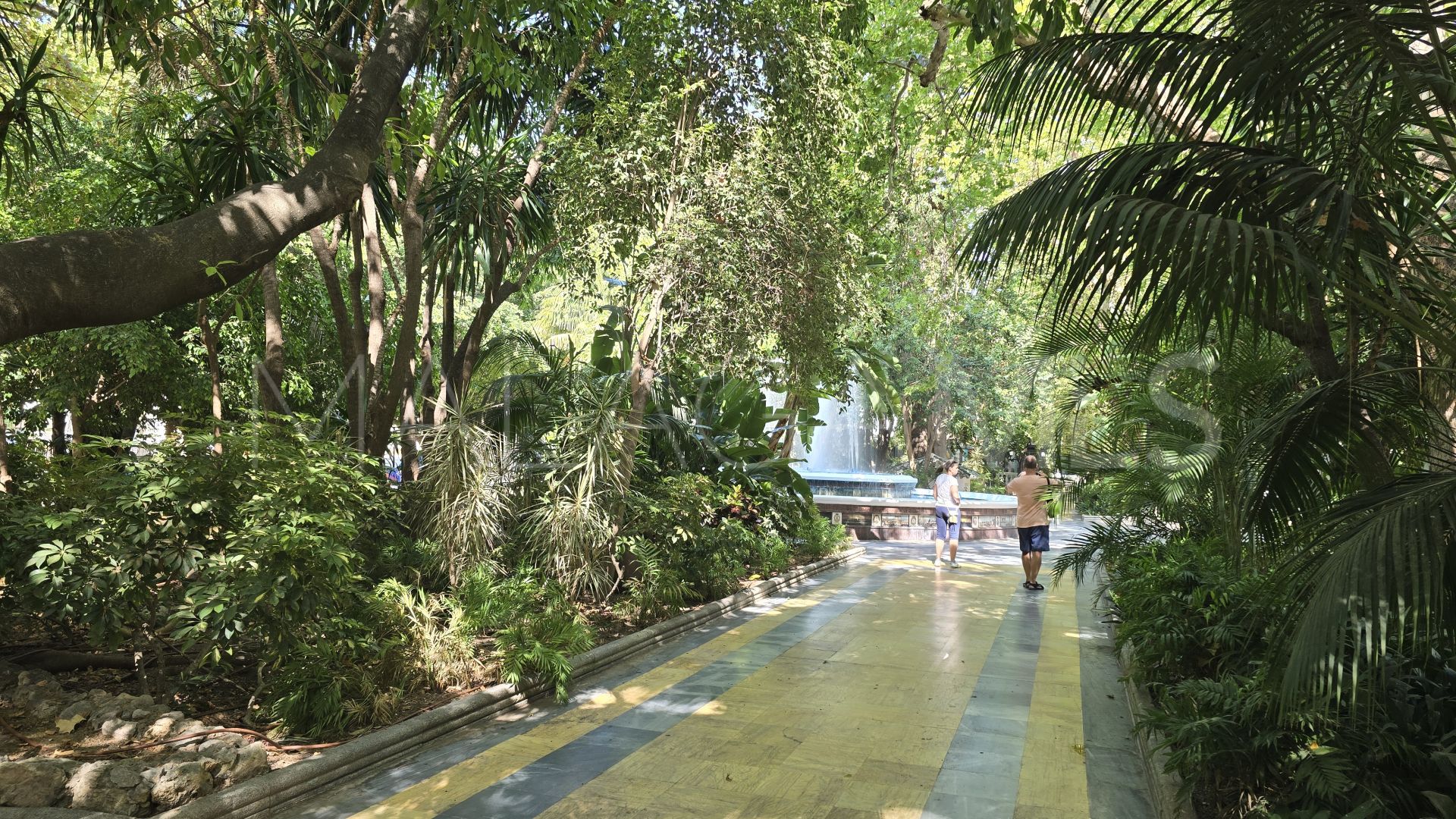 Marbella building for sale