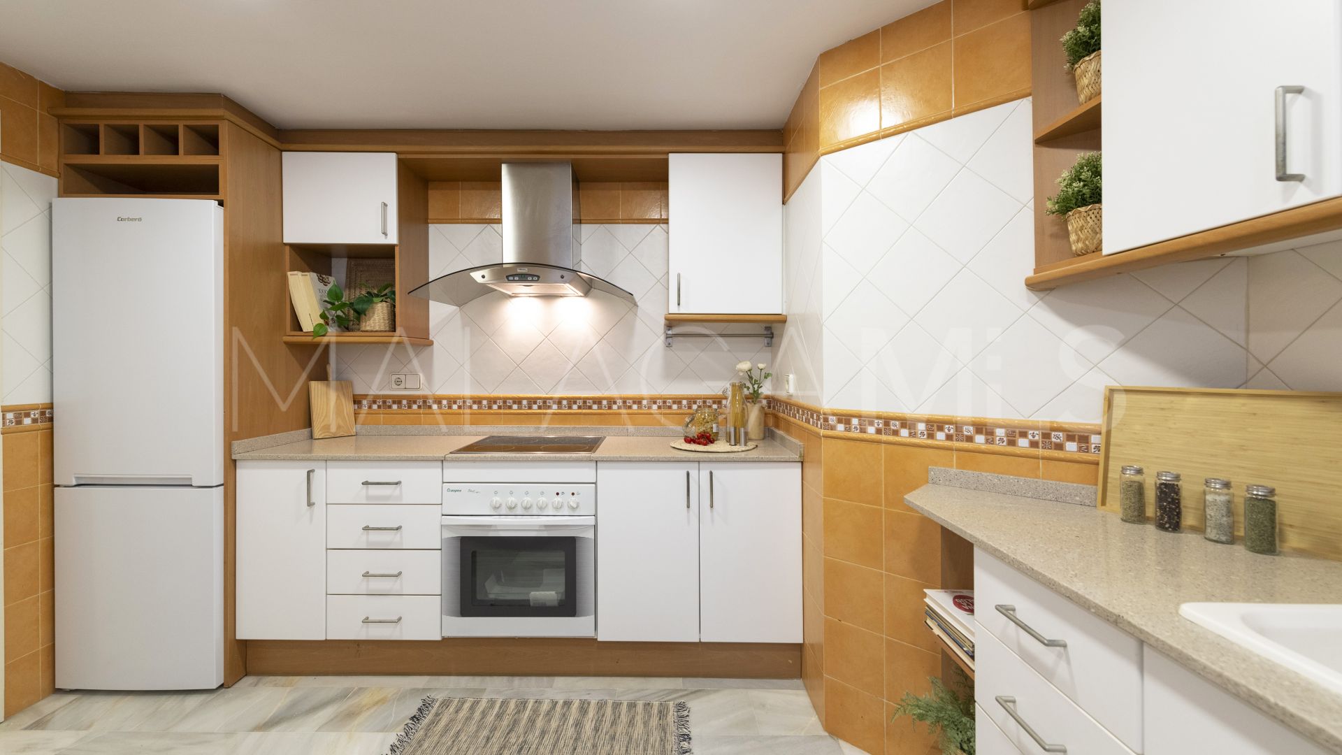 Lägenhet for sale in Marbella - Puerto Banus