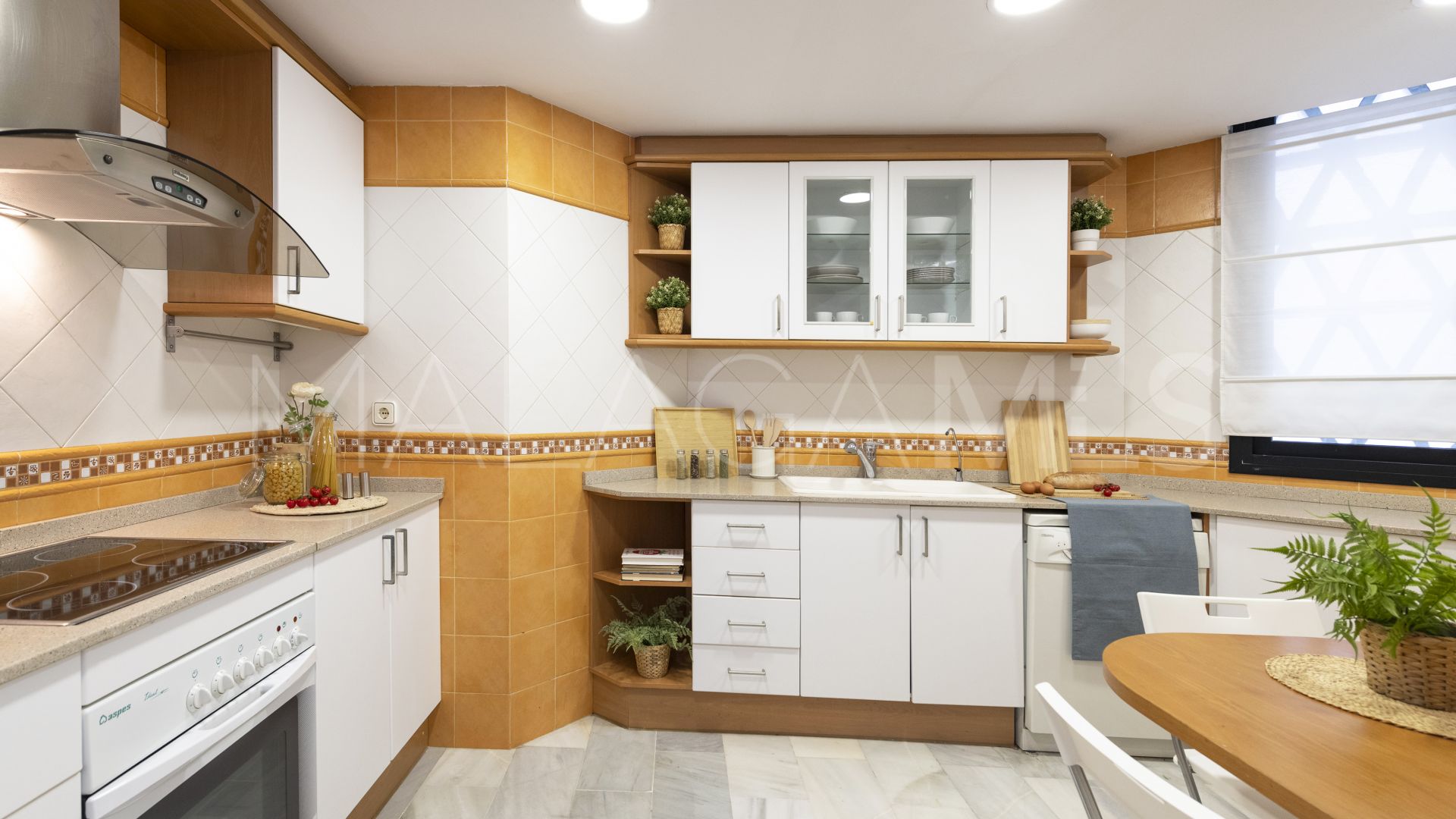 Lägenhet for sale in Marbella - Puerto Banus