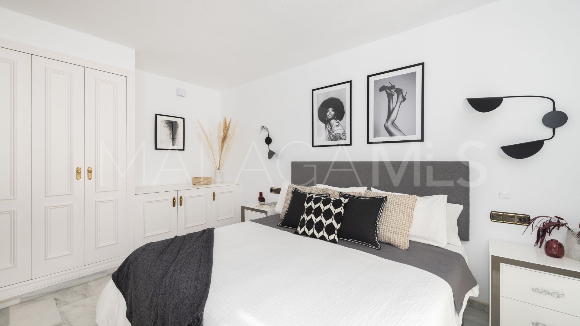 Lägenhet for sale in Marbella - Puerto Banus