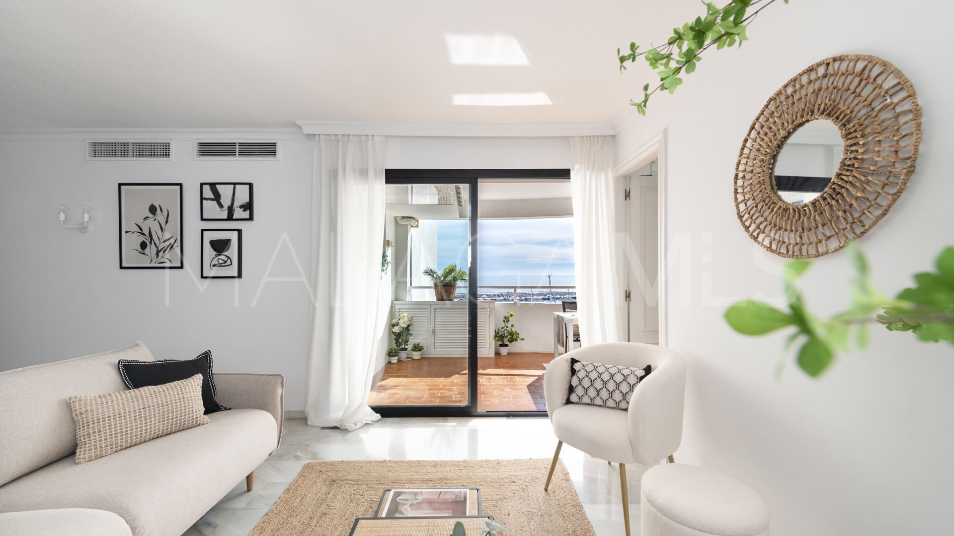 Lägenhet for sale in Marbella - Puerto Banus