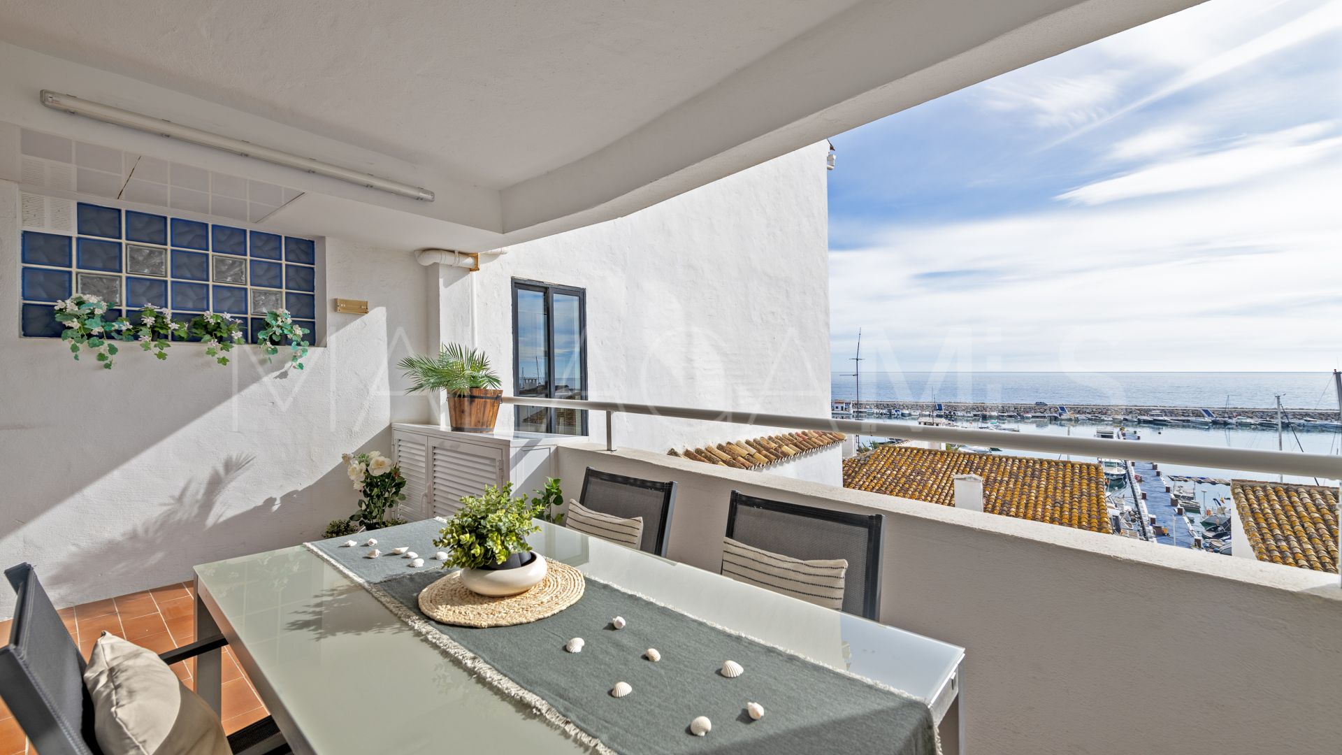 Lägenhet for sale in Marbella - Puerto Banus