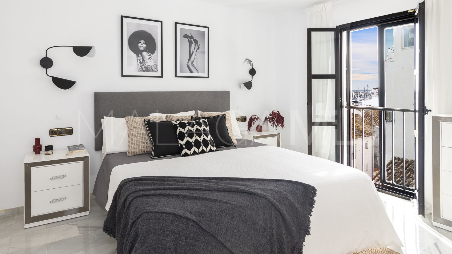 Lägenhet for sale in Marbella - Puerto Banus