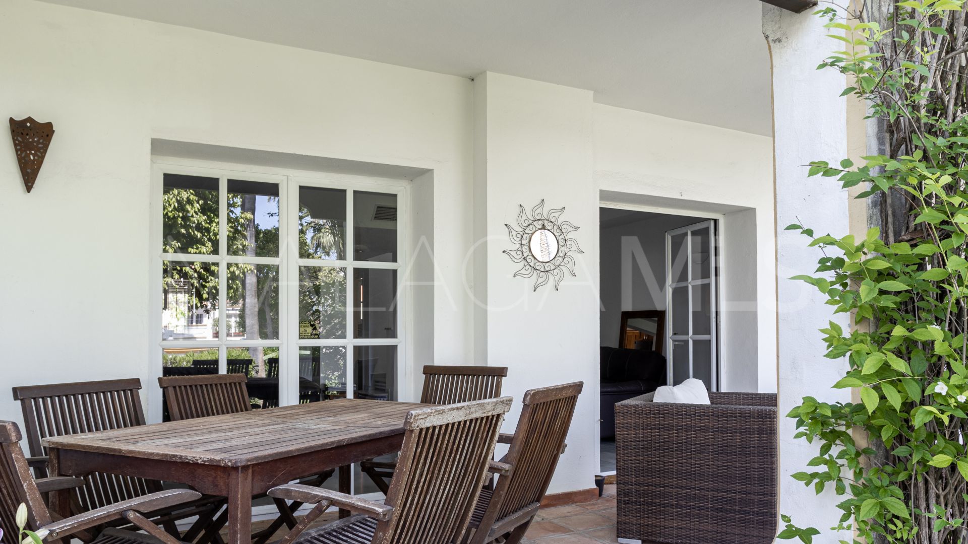 4 bedrooms Estepona East town house for sale