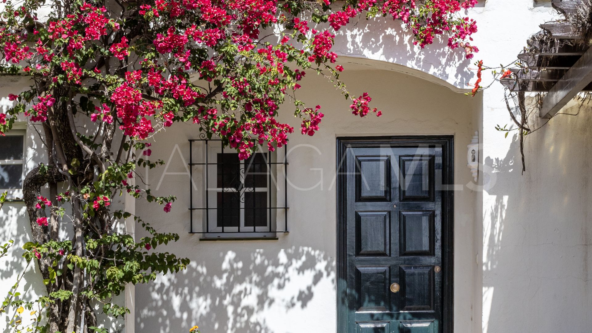 4 bedrooms Estepona East town house for sale