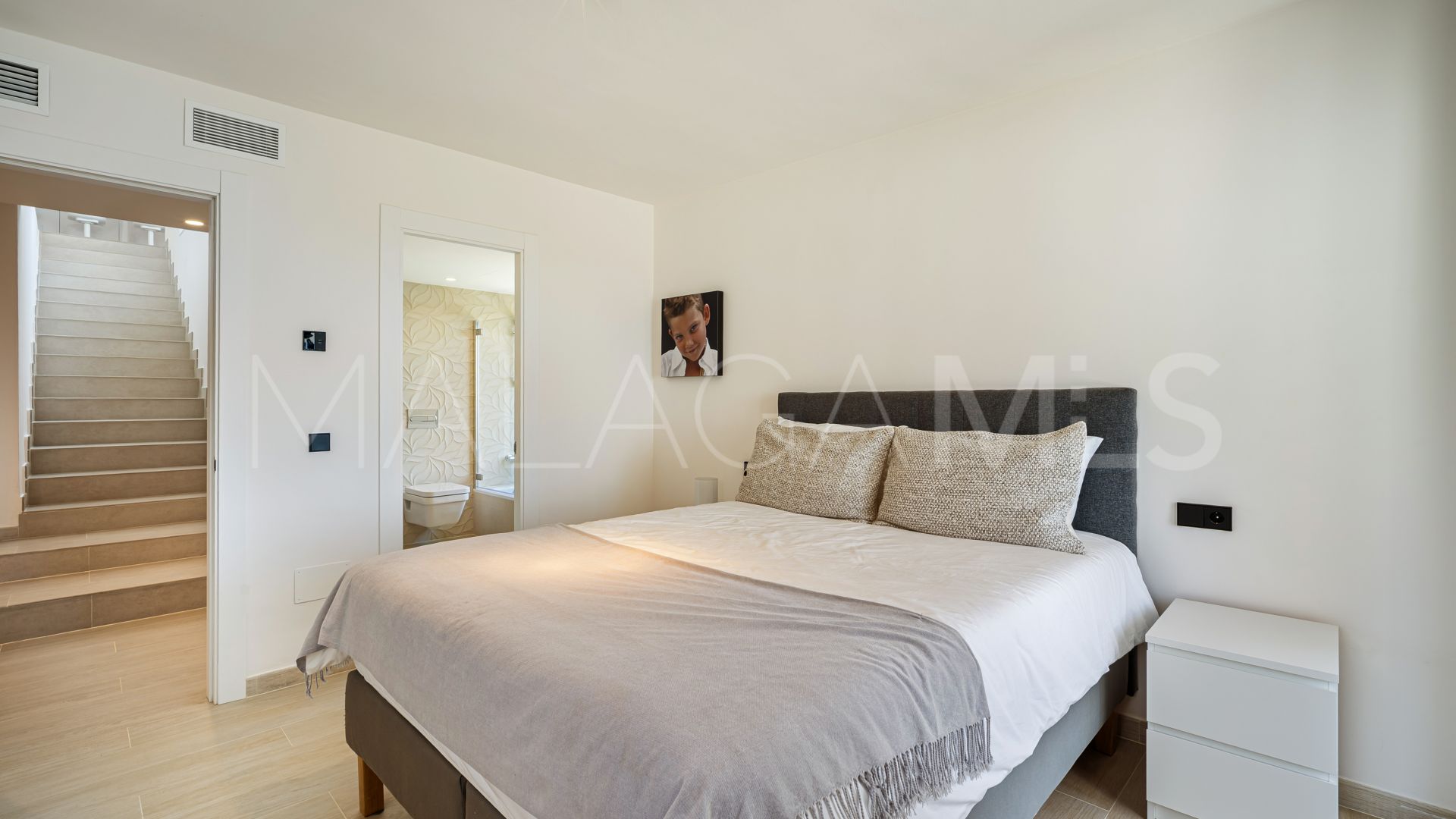 Chalet for sale in Nueva Andalucia