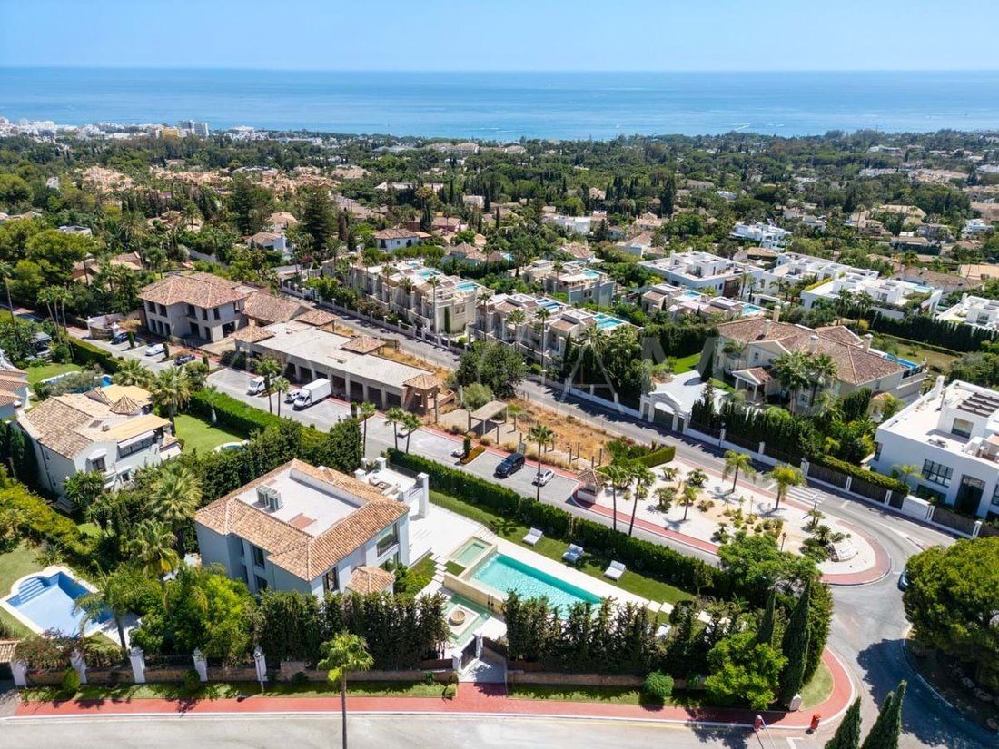 Villa for sale in La Finca de Marbella