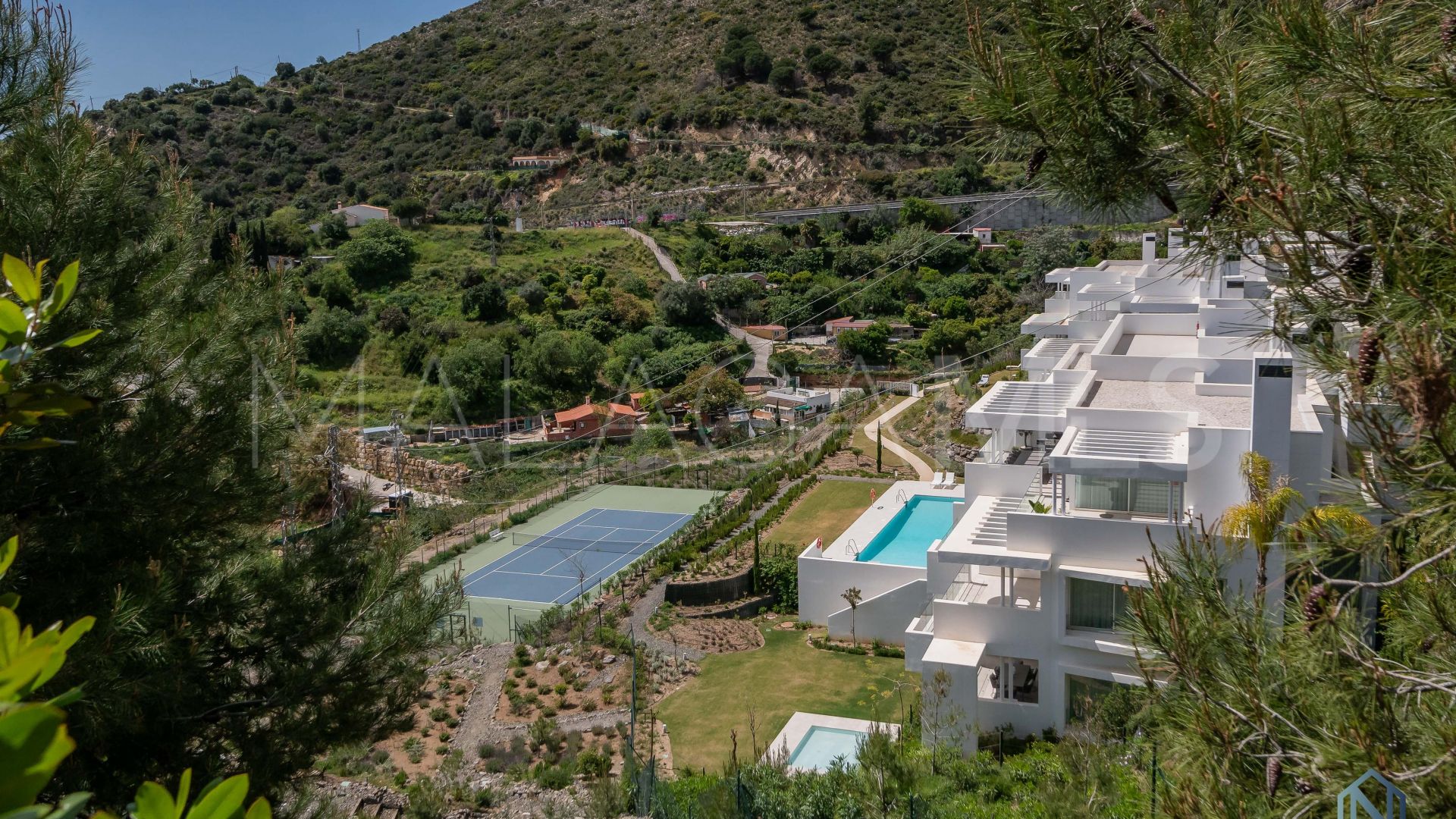 Ático for sale with 3 bedrooms in Marbella