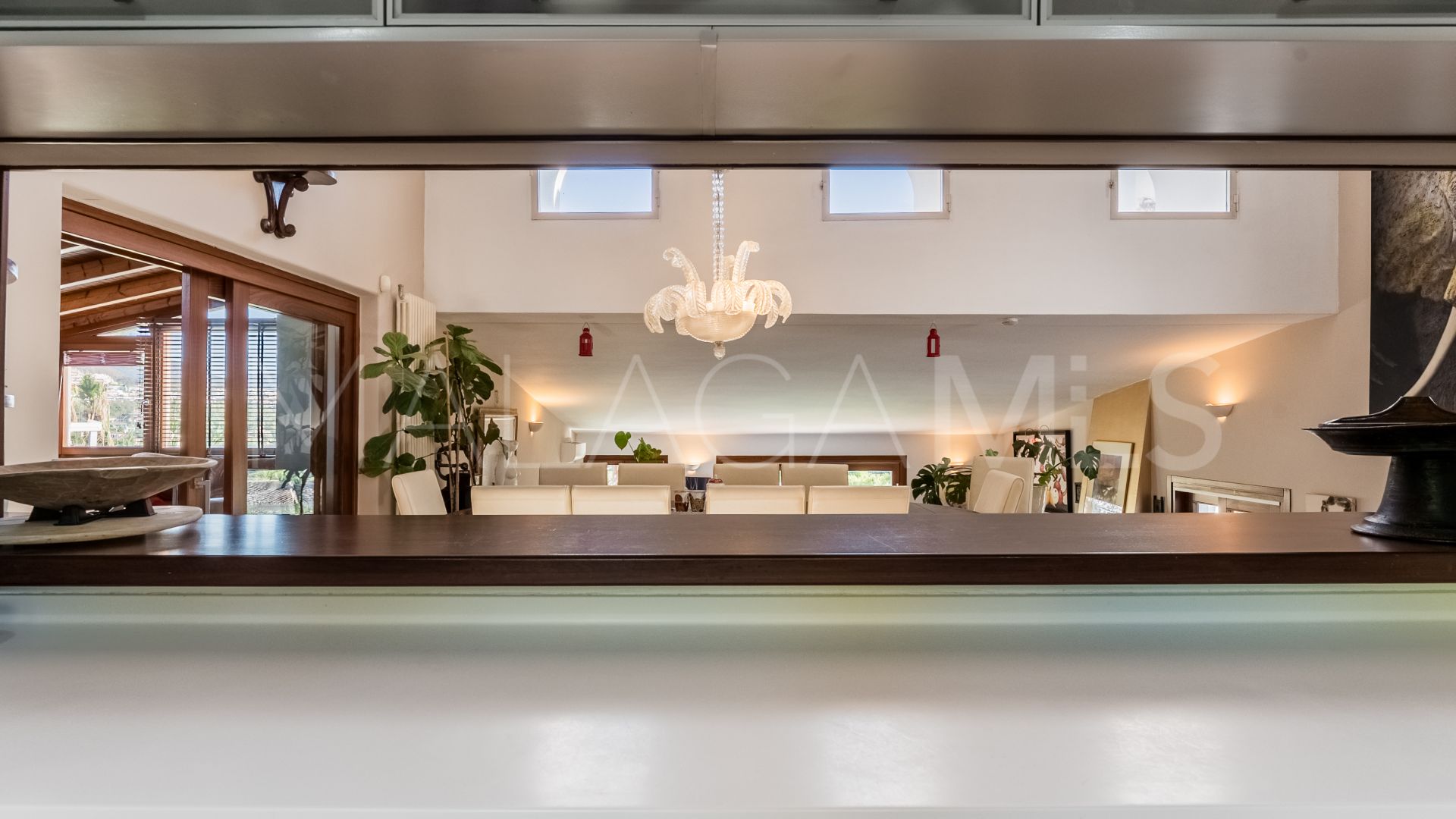 Villa for sale in Las Brisas