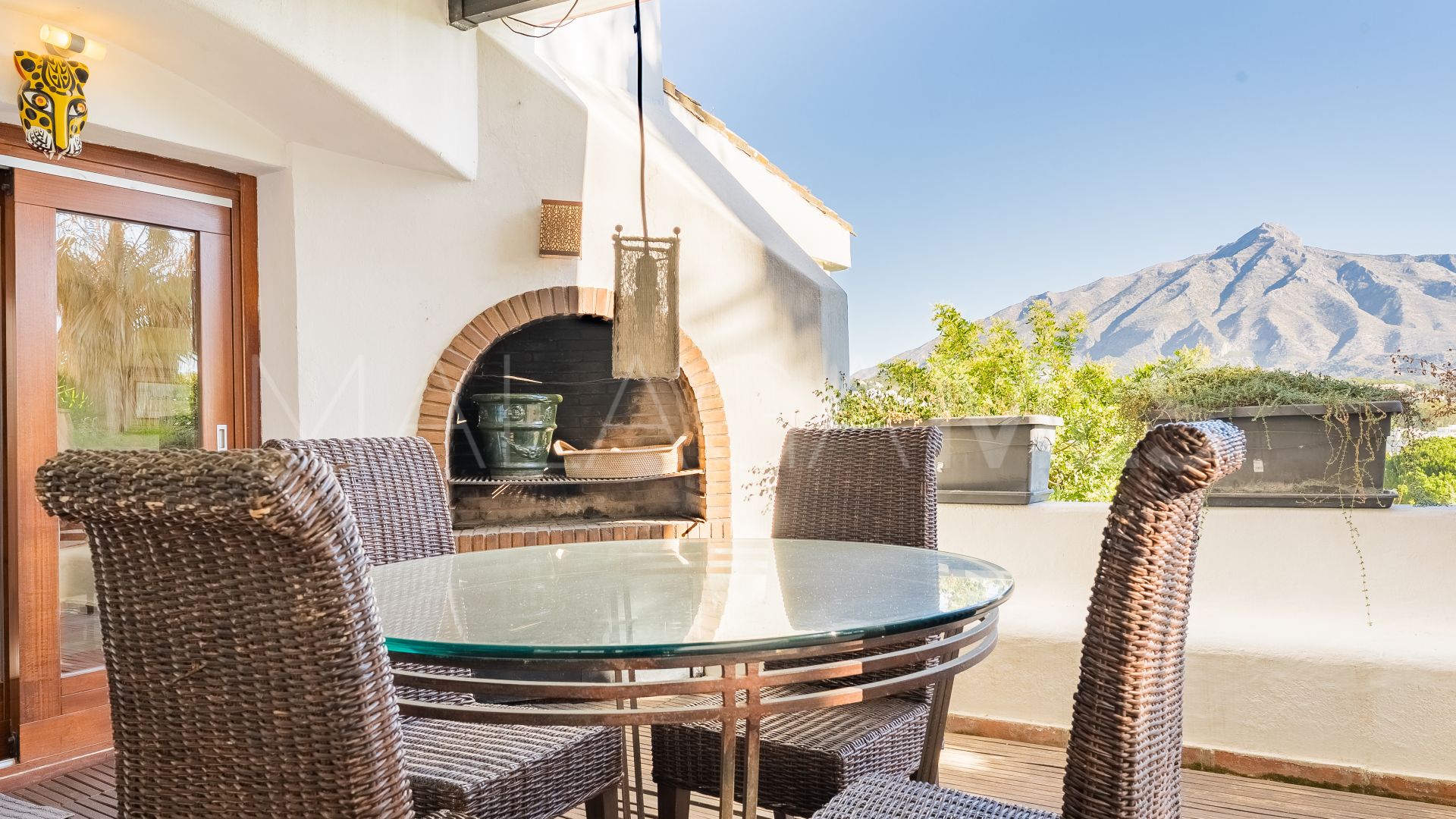 Villa for sale in Las Brisas