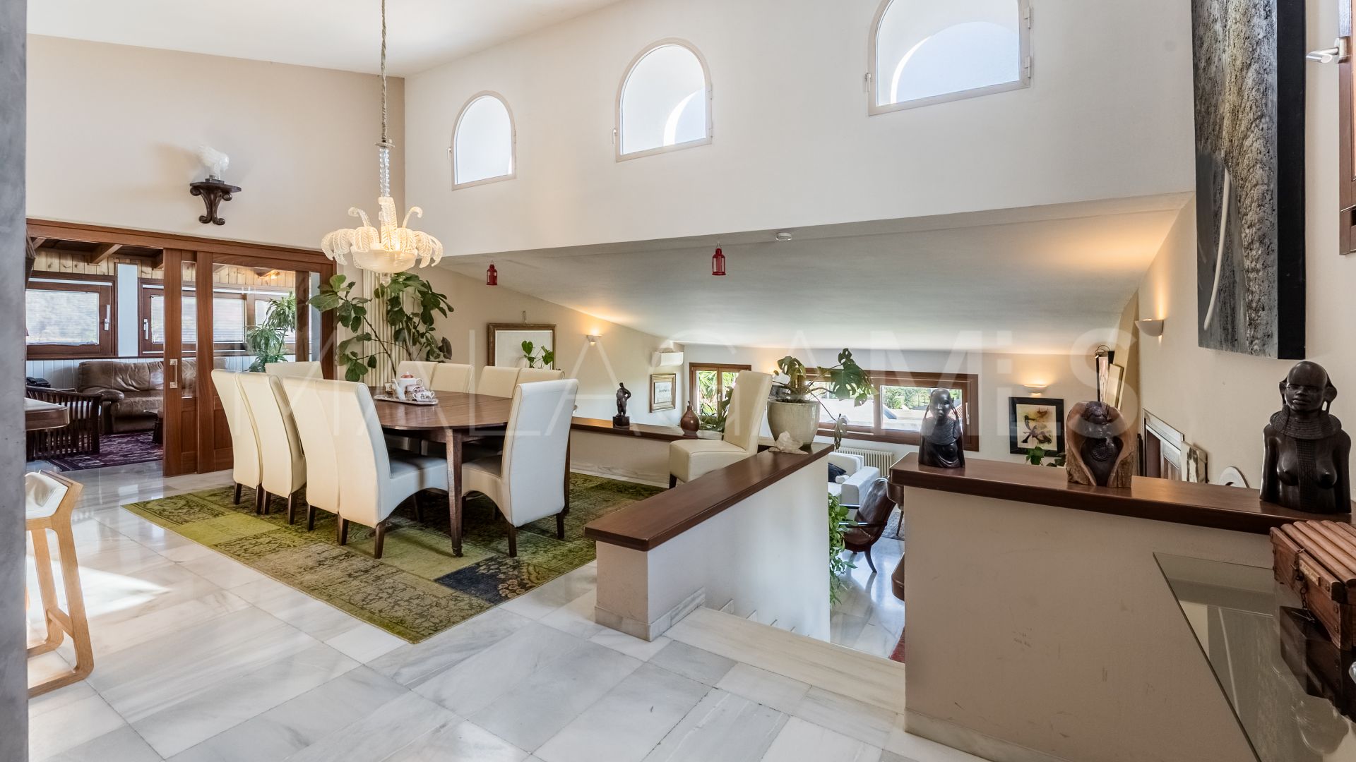 Villa for sale in Las Brisas