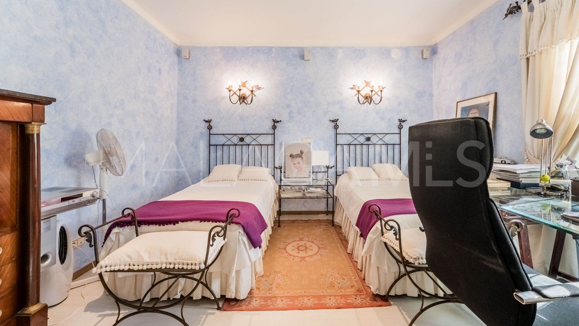 Villa for sale in Guadalmina Alta