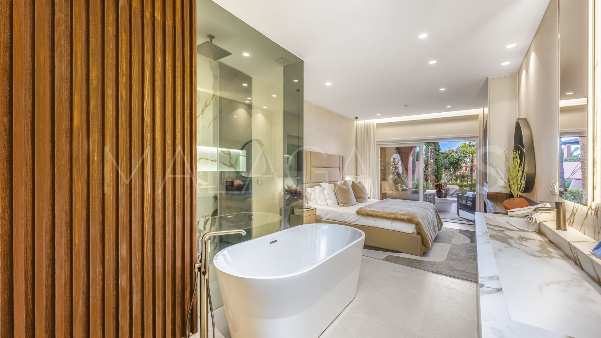 Se vende apartamento planta baja in Torre Bermeja