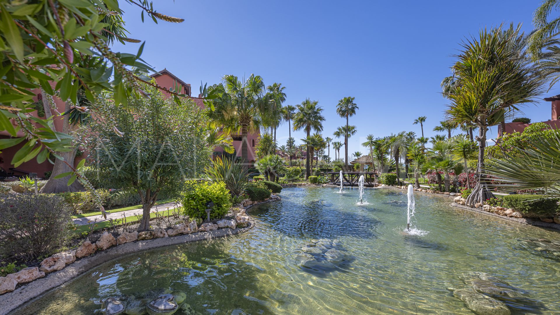 Se vende apartamento planta baja in Torre Bermeja