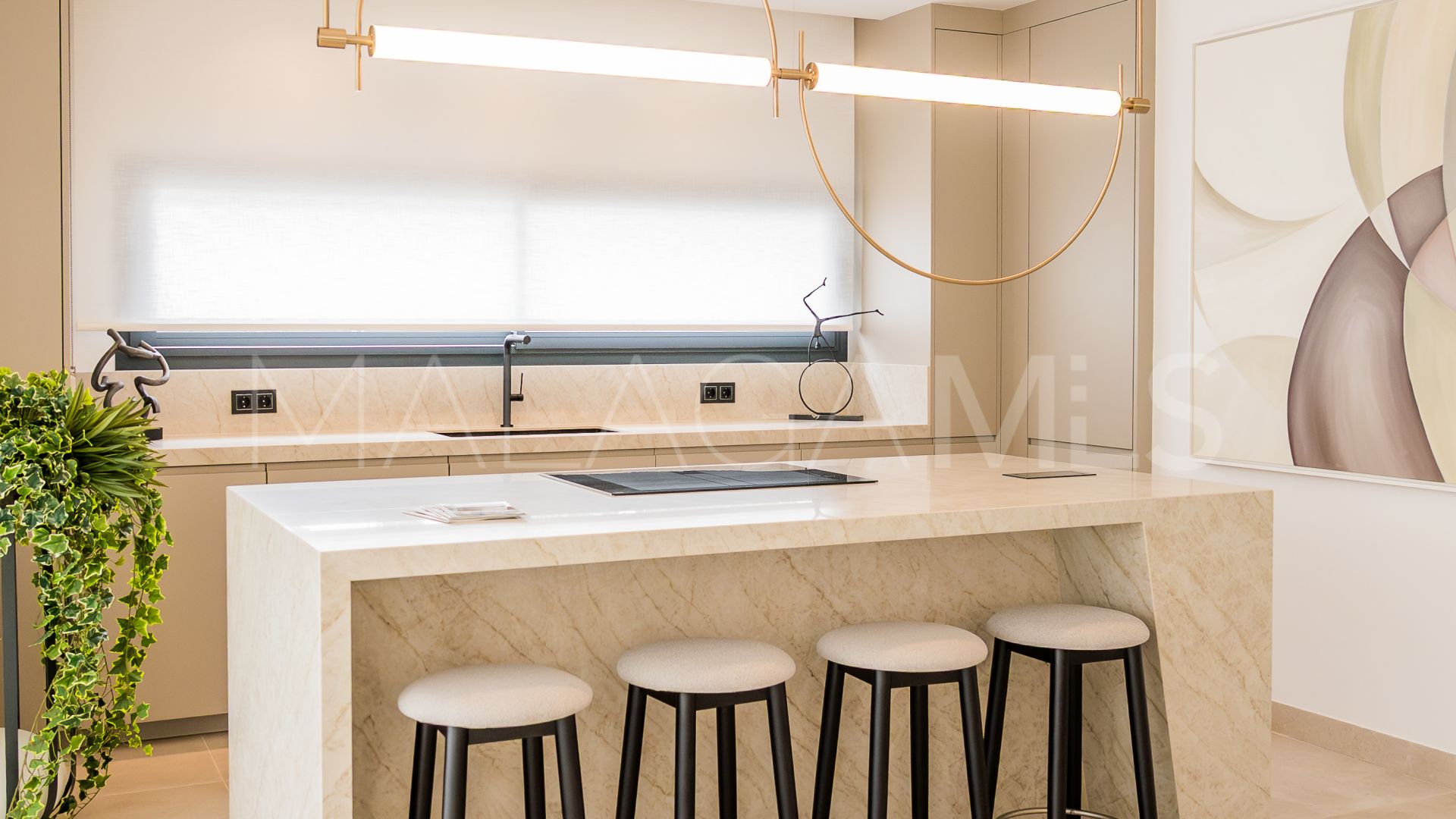 Buy villa in Nagüeles