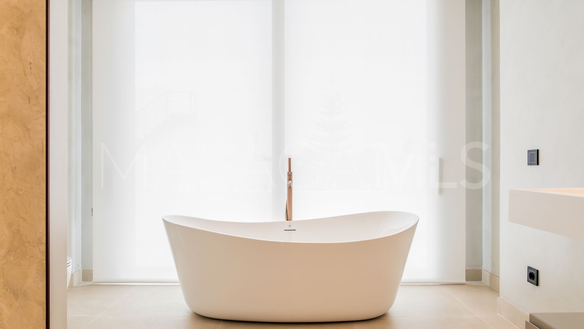 Buy villa in Nagüeles