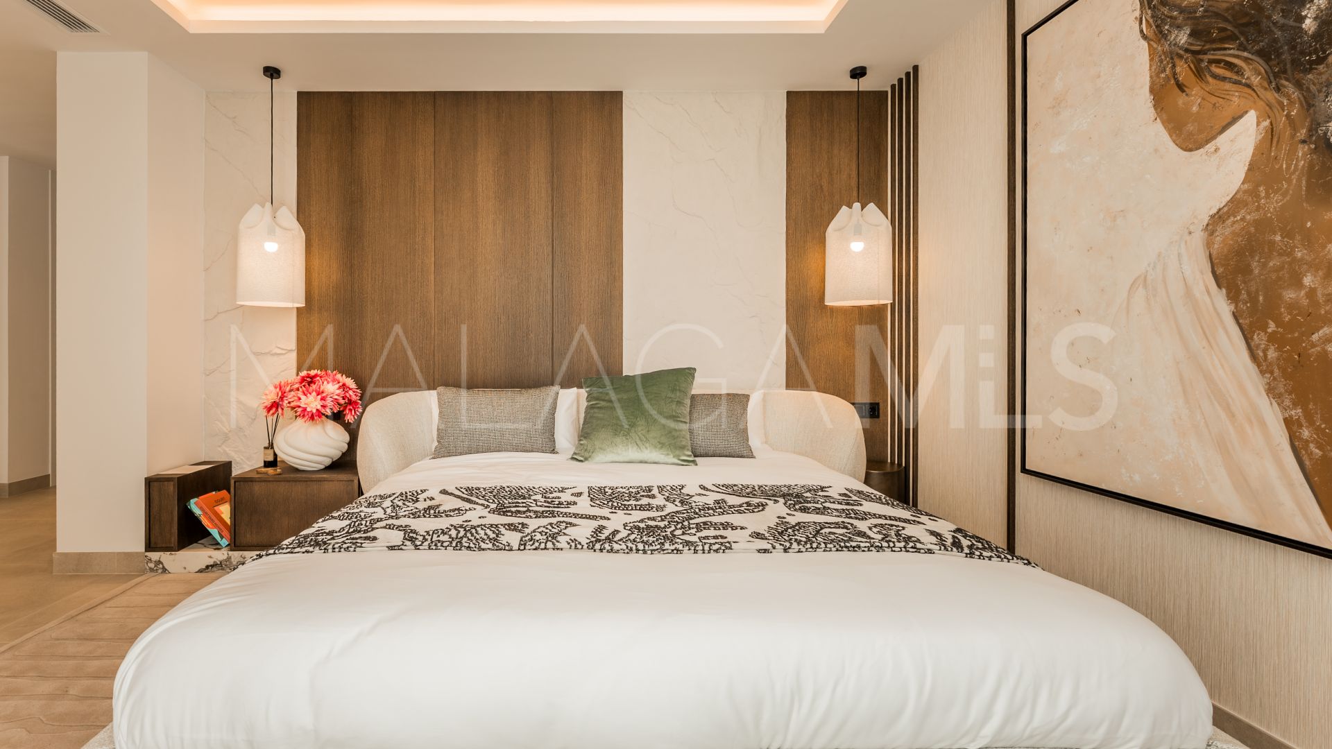 Buy villa in Nagüeles