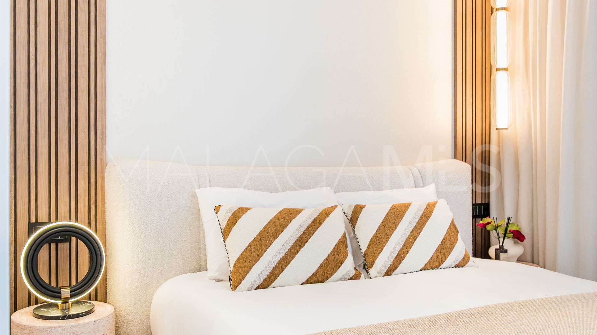 Buy villa in Nagüeles