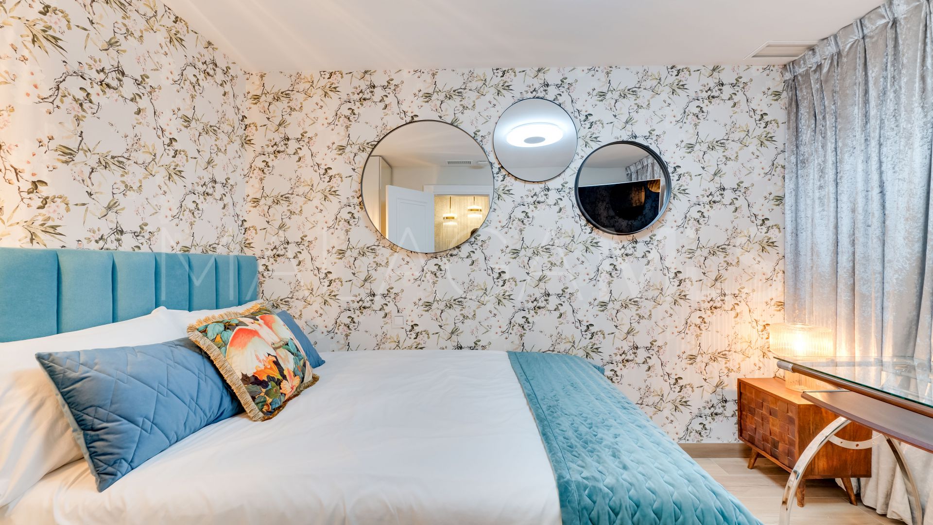 Duplex in Nueva Andalucia for sale