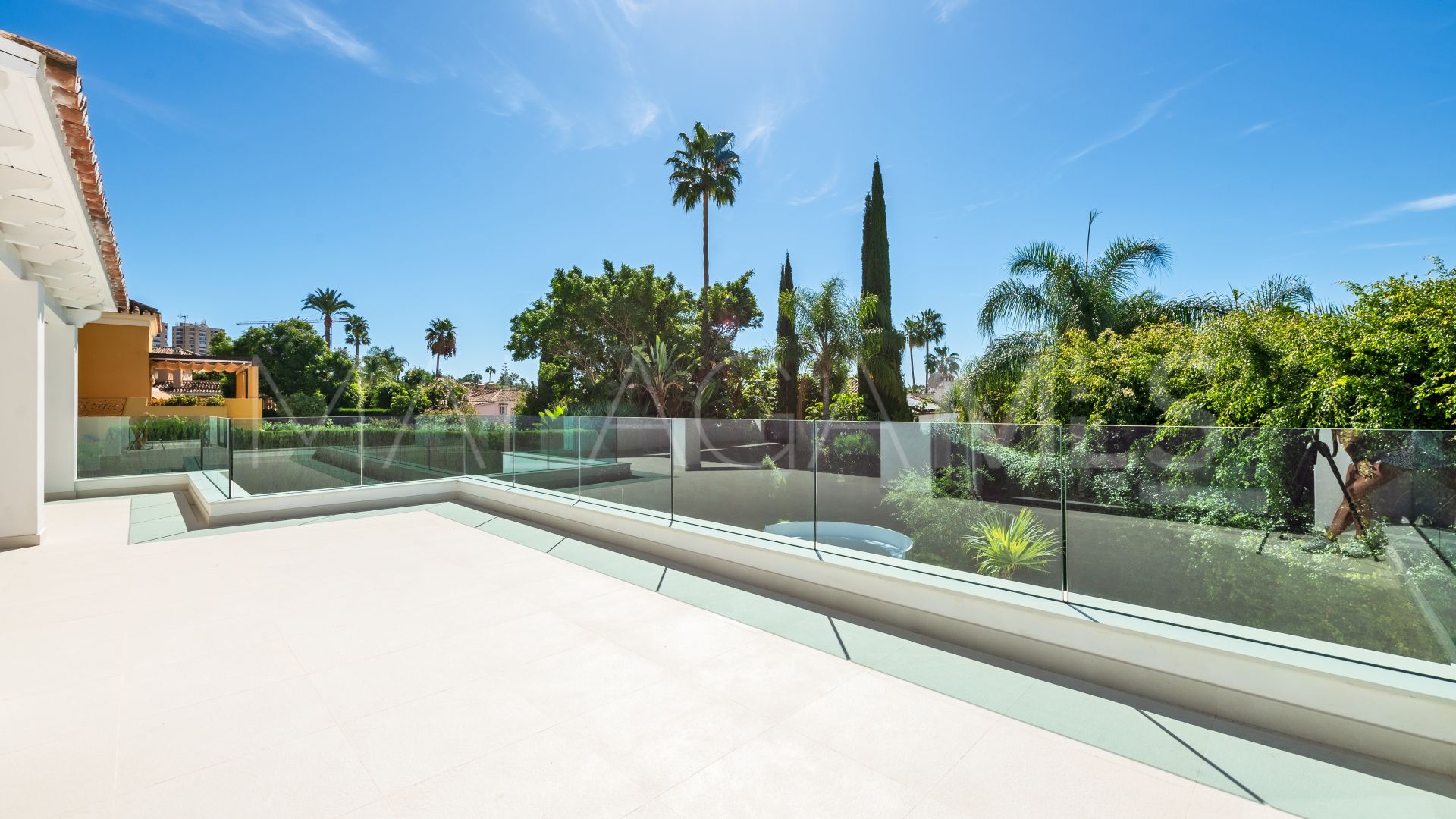 4 bedrooms Nueva Andalucia villa for sale