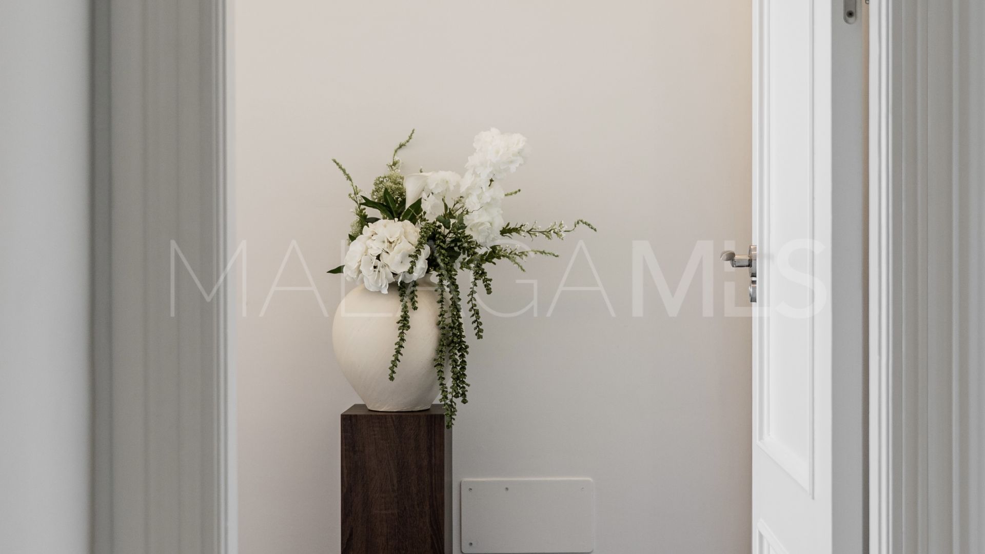 Villa for sale in Selwo