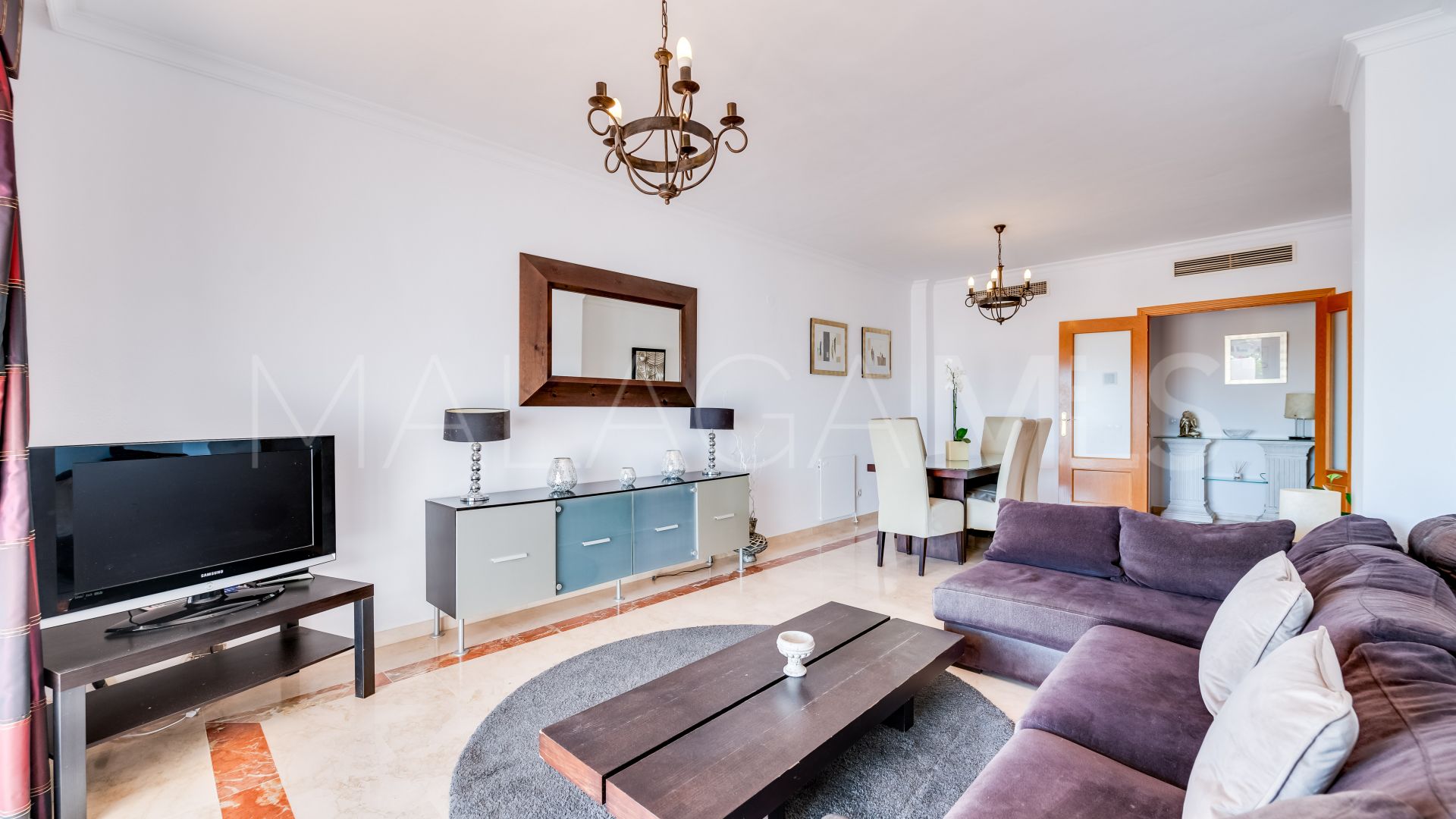 Appartement rez de chaussée for sale in Estepona