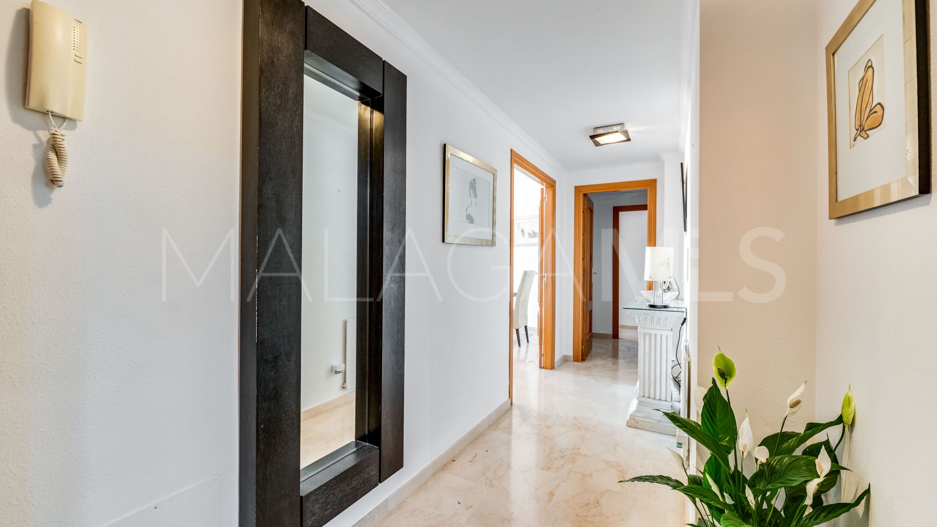 Appartement rez de chaussée for sale in Estepona