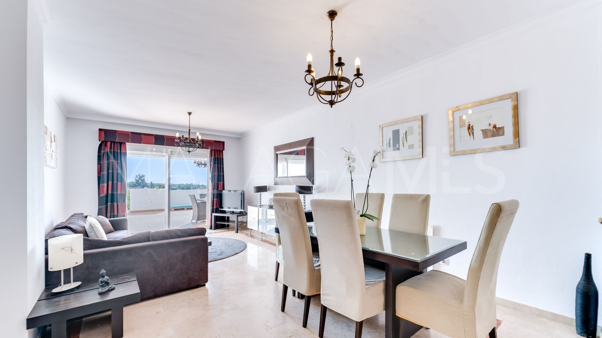 Appartement rez de chaussée for sale in Estepona