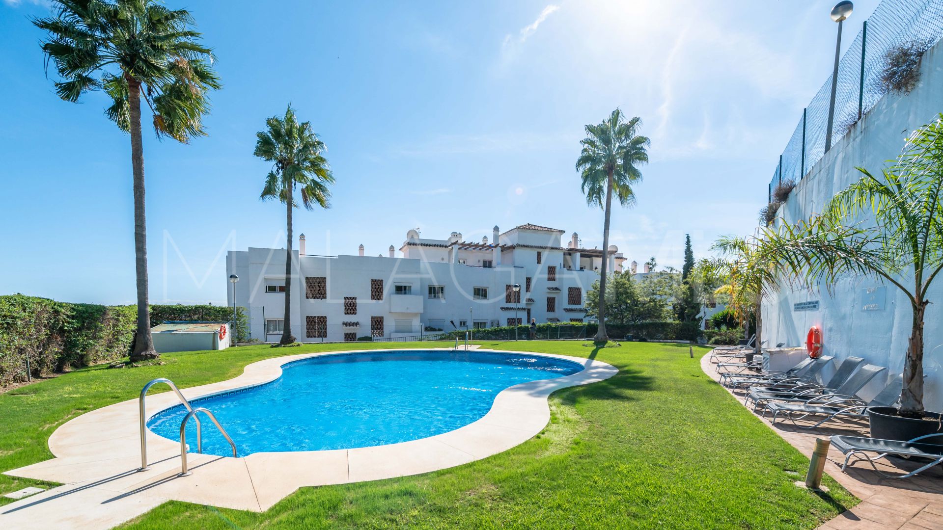 Appartement rez de chaussée for sale in Estepona