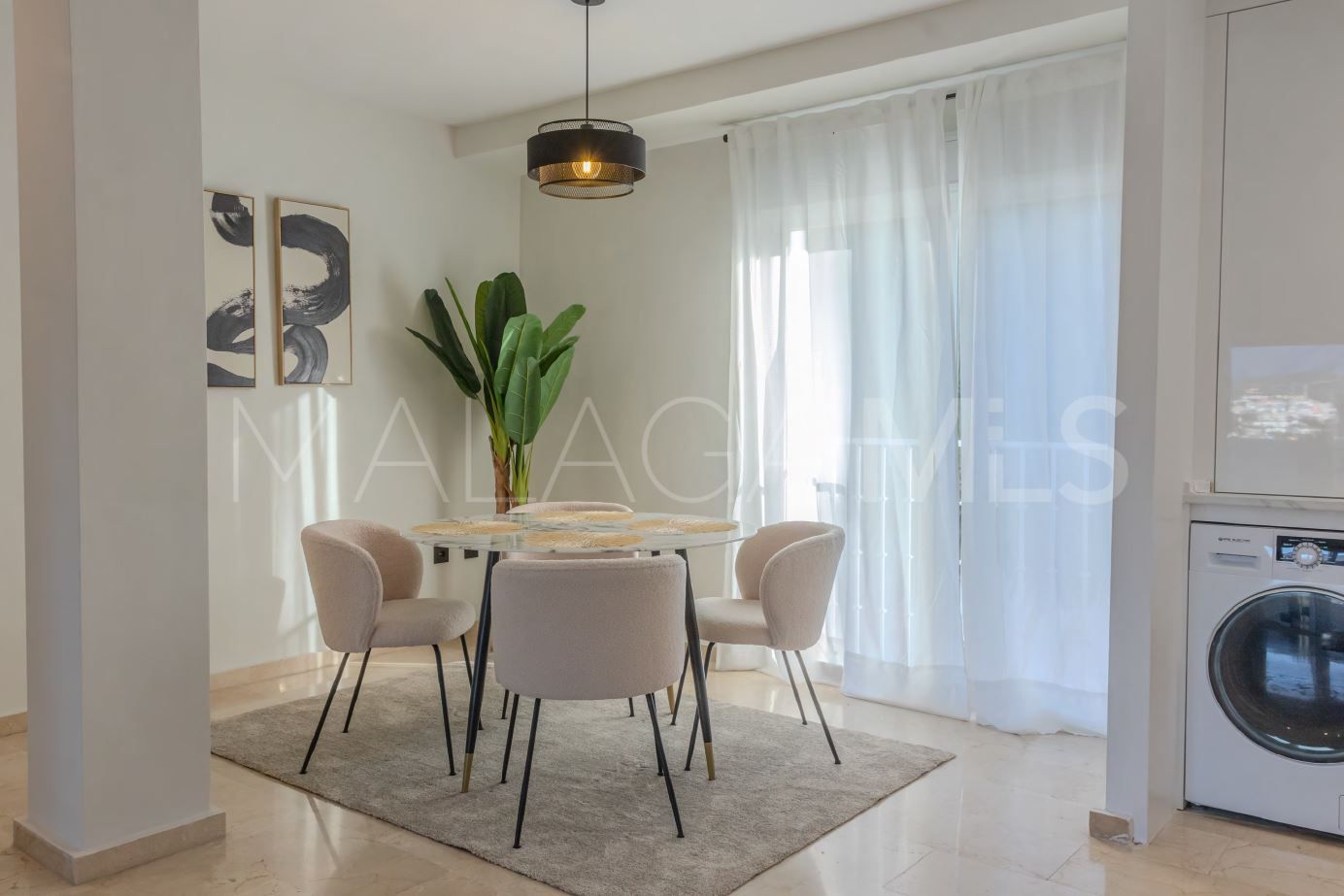 Apartamento for sale with 2 bedrooms in Nueva Andalucia