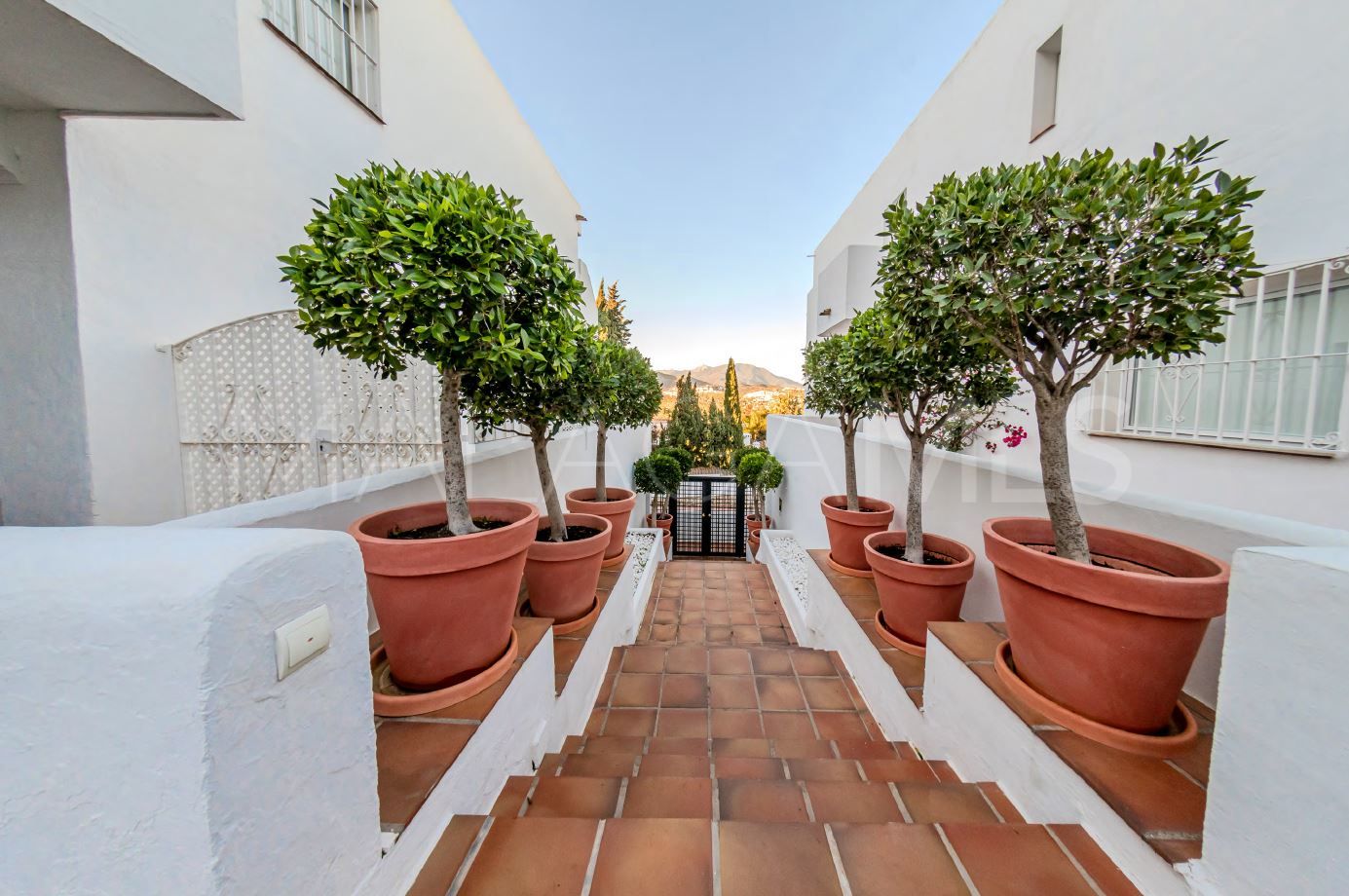 Apartamento for sale with 2 bedrooms in Nueva Andalucia